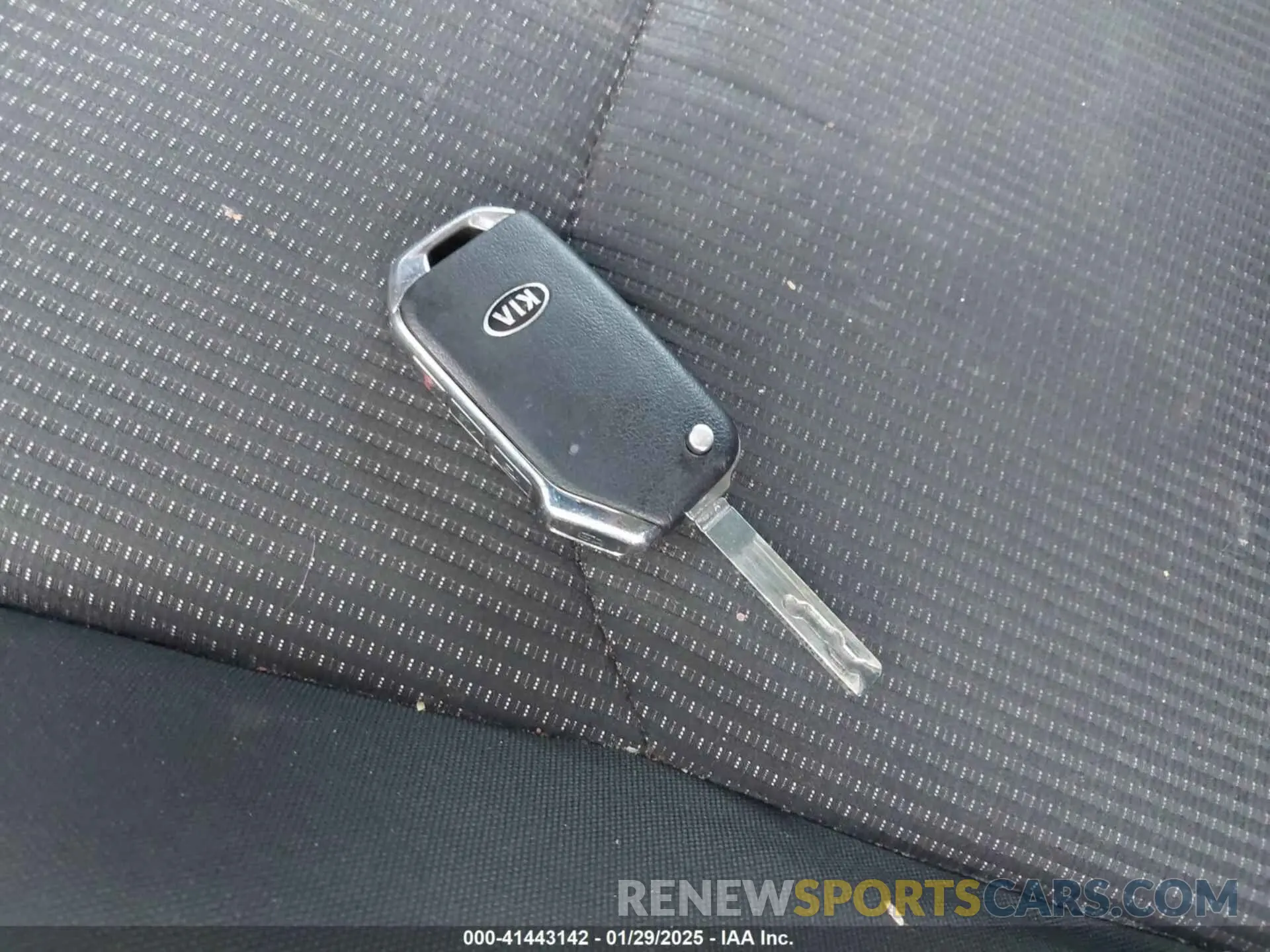 11 Photograph of a damaged car 3KPF24AD3KE079994 KIA FORTE 2019