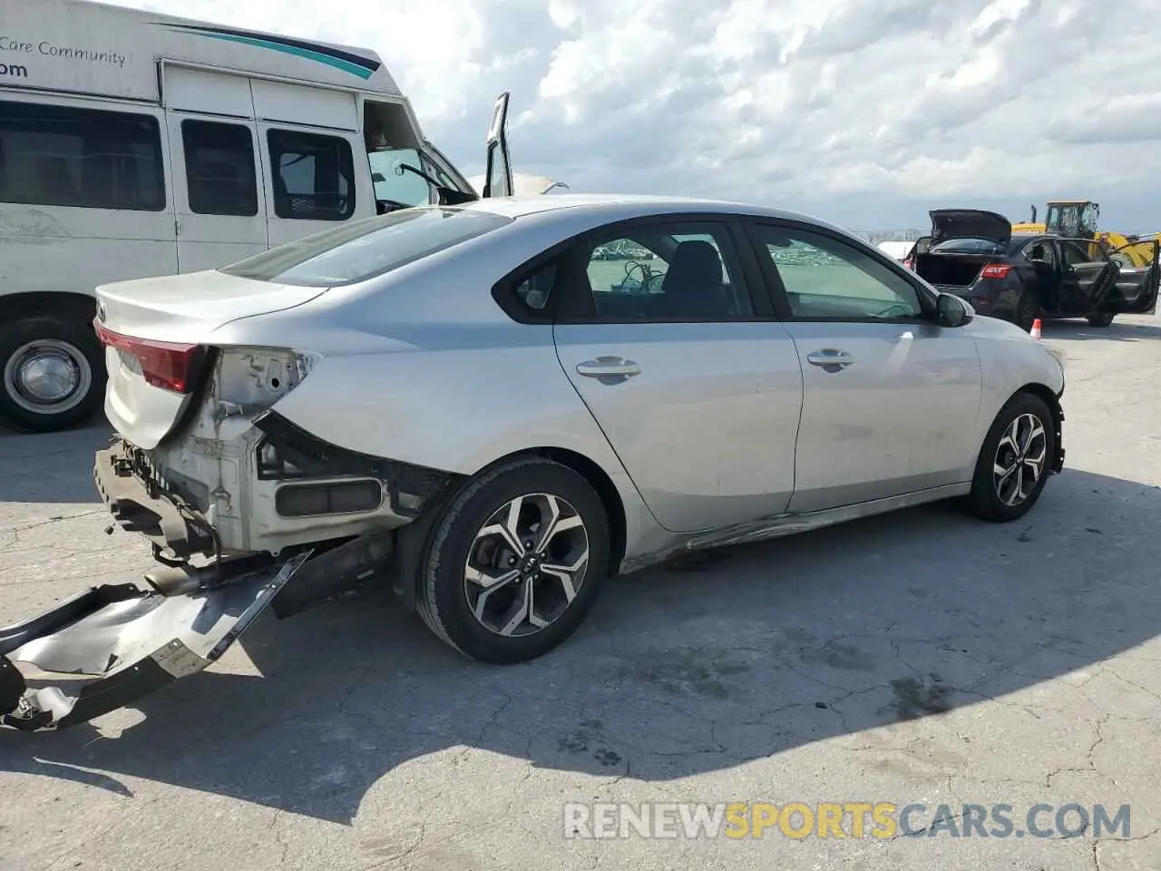 3 Photograph of a damaged car 3KPF24AD3KE080174 KIA FORTE 2019