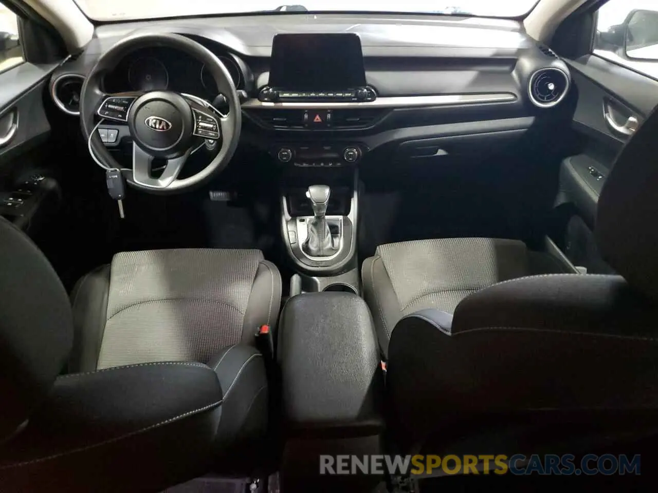8 Photograph of a damaged car 3KPF24AD3KE081891 KIA FORTE 2019