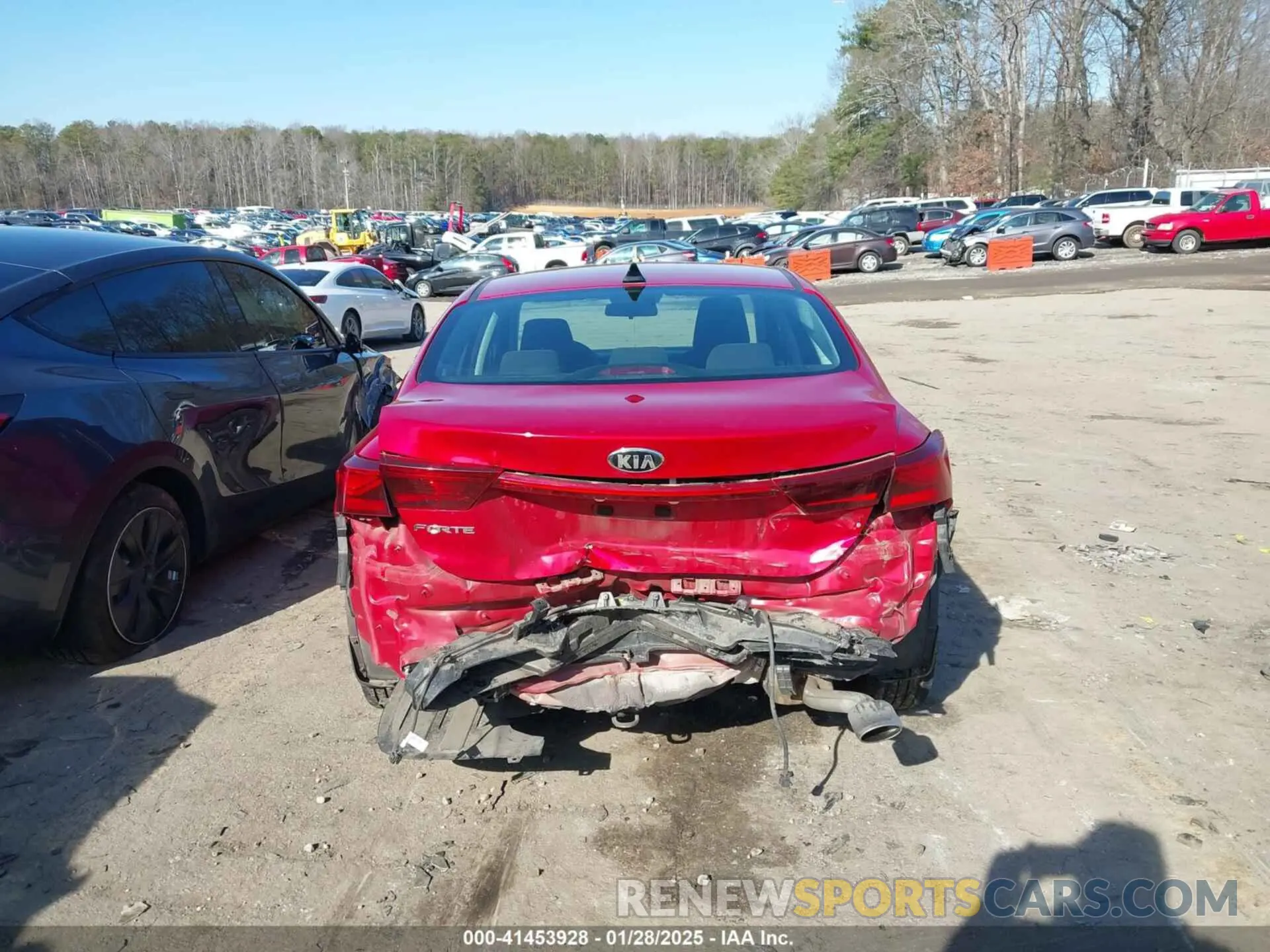 16 Photograph of a damaged car 3KPF24AD3KE096584 KIA FORTE 2019