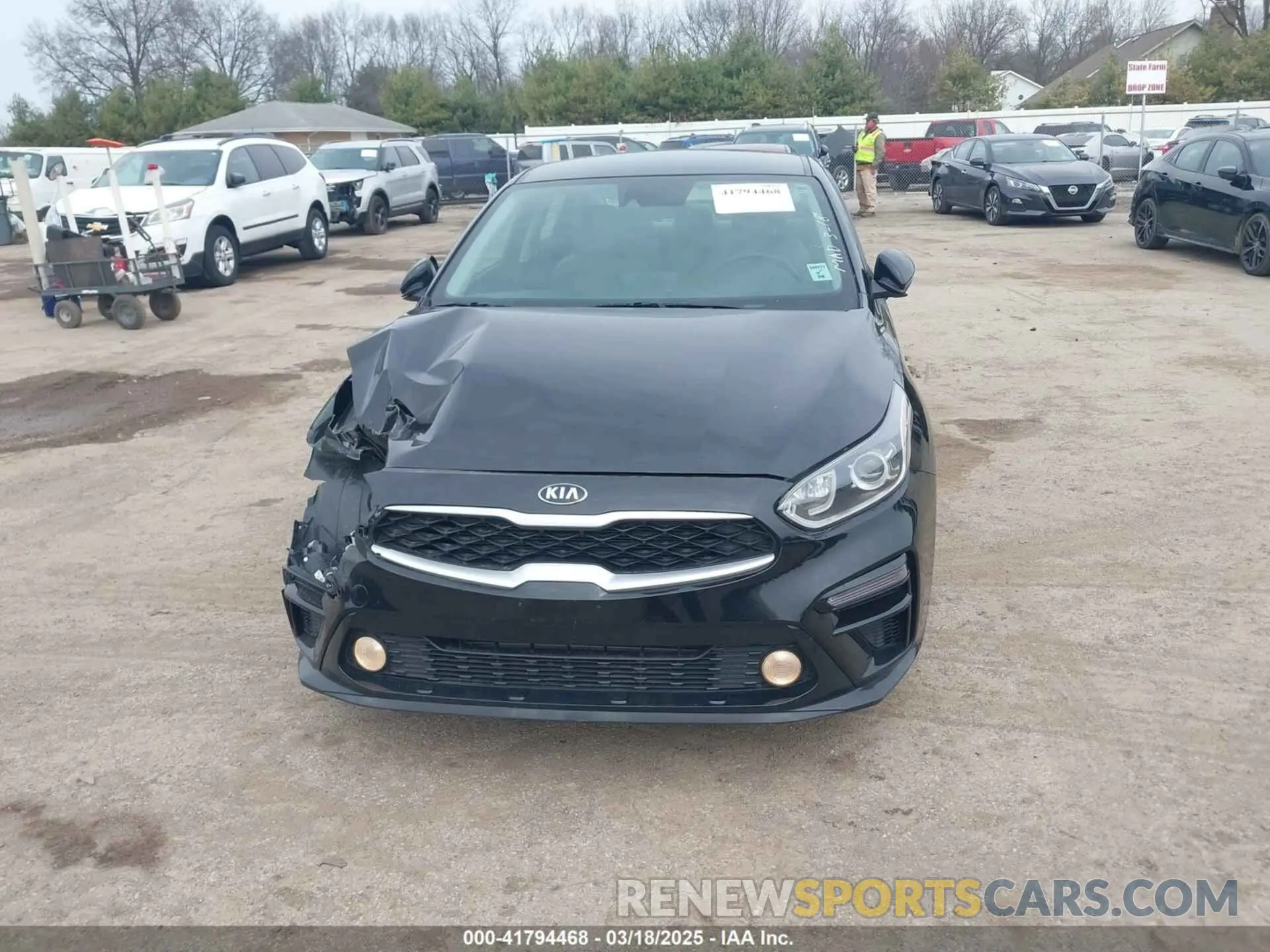 12 Photograph of a damaged car 3KPF24AD3KE108278 KIA FORTE 2019