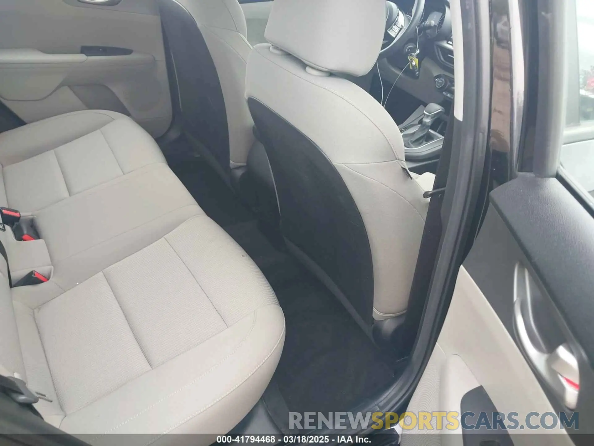 8 Photograph of a damaged car 3KPF24AD3KE108278 KIA FORTE 2019