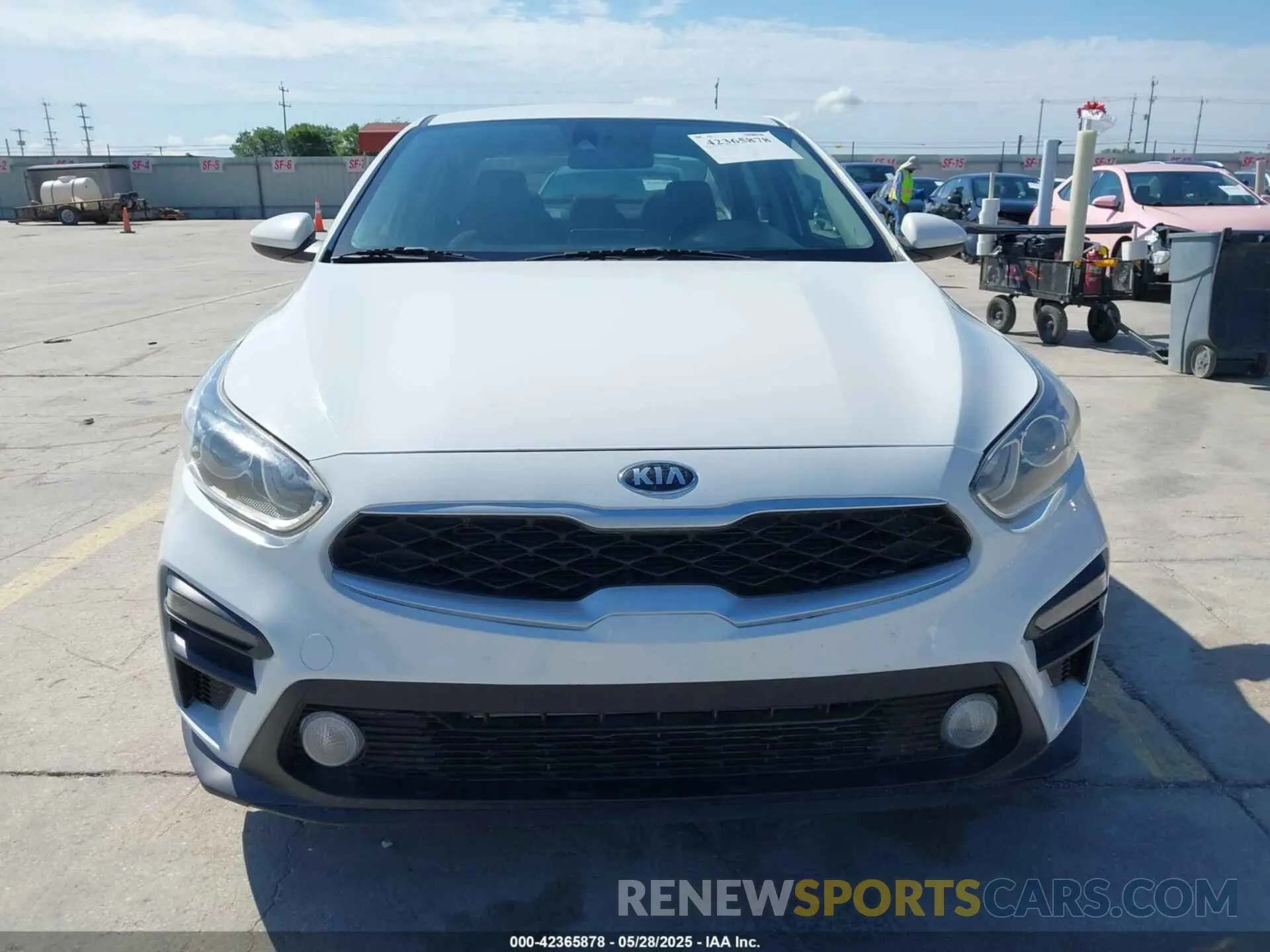 13 Photograph of a damaged car 3KPF24AD3KE123881 KIA FORTE 2019
