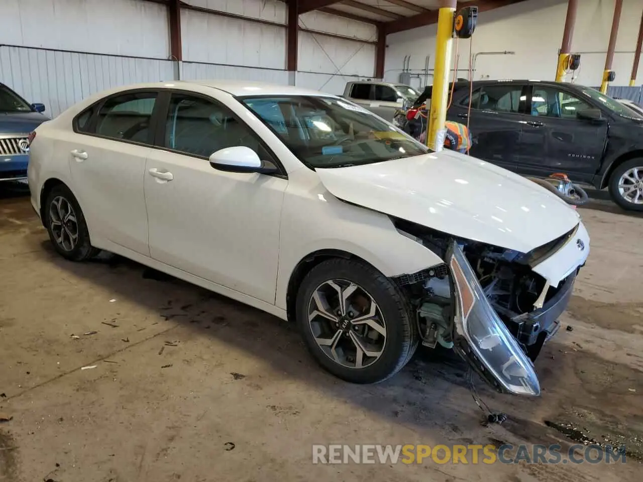 4 Photograph of a damaged car 3KPF24AD3KE124514 KIA FORTE 2019