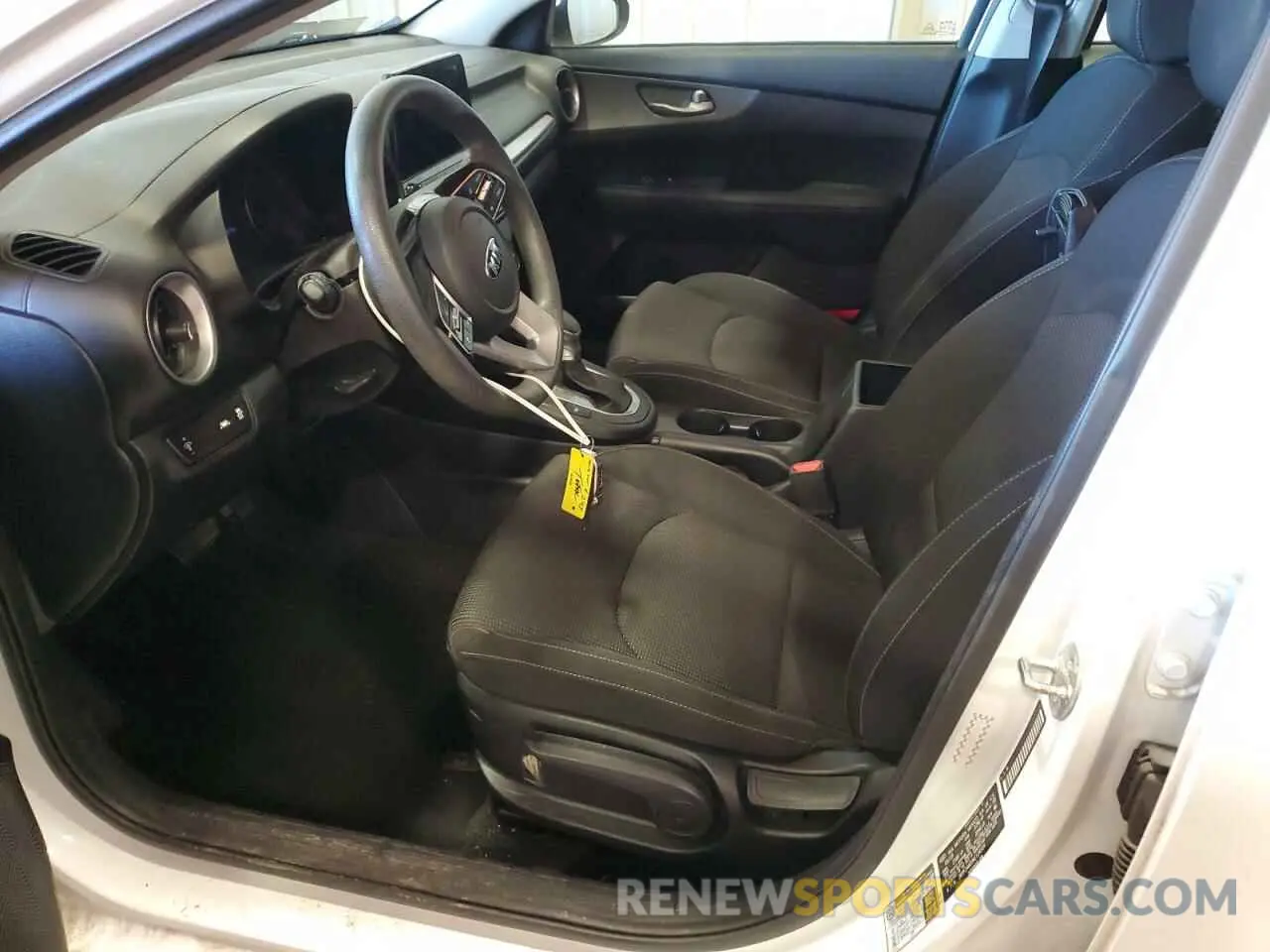 7 Photograph of a damaged car 3KPF24AD3KE124514 KIA FORTE 2019