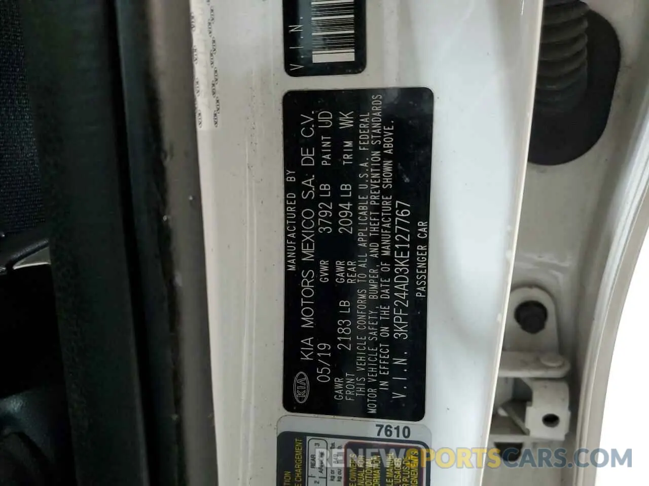 12 Photograph of a damaged car 3KPF24AD3KE127767 KIA FORTE 2019