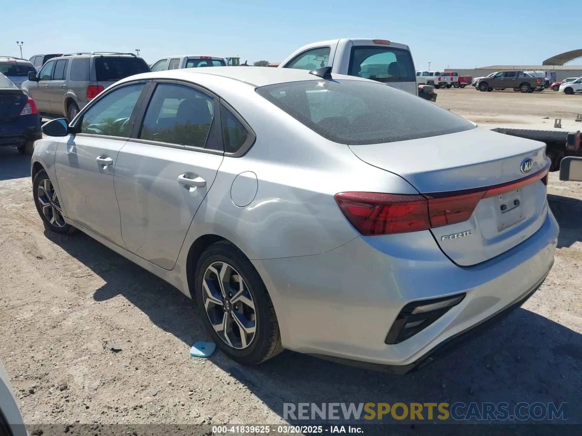 3 Photograph of a damaged car 3KPF24AD3KE132161 KIA FORTE 2019