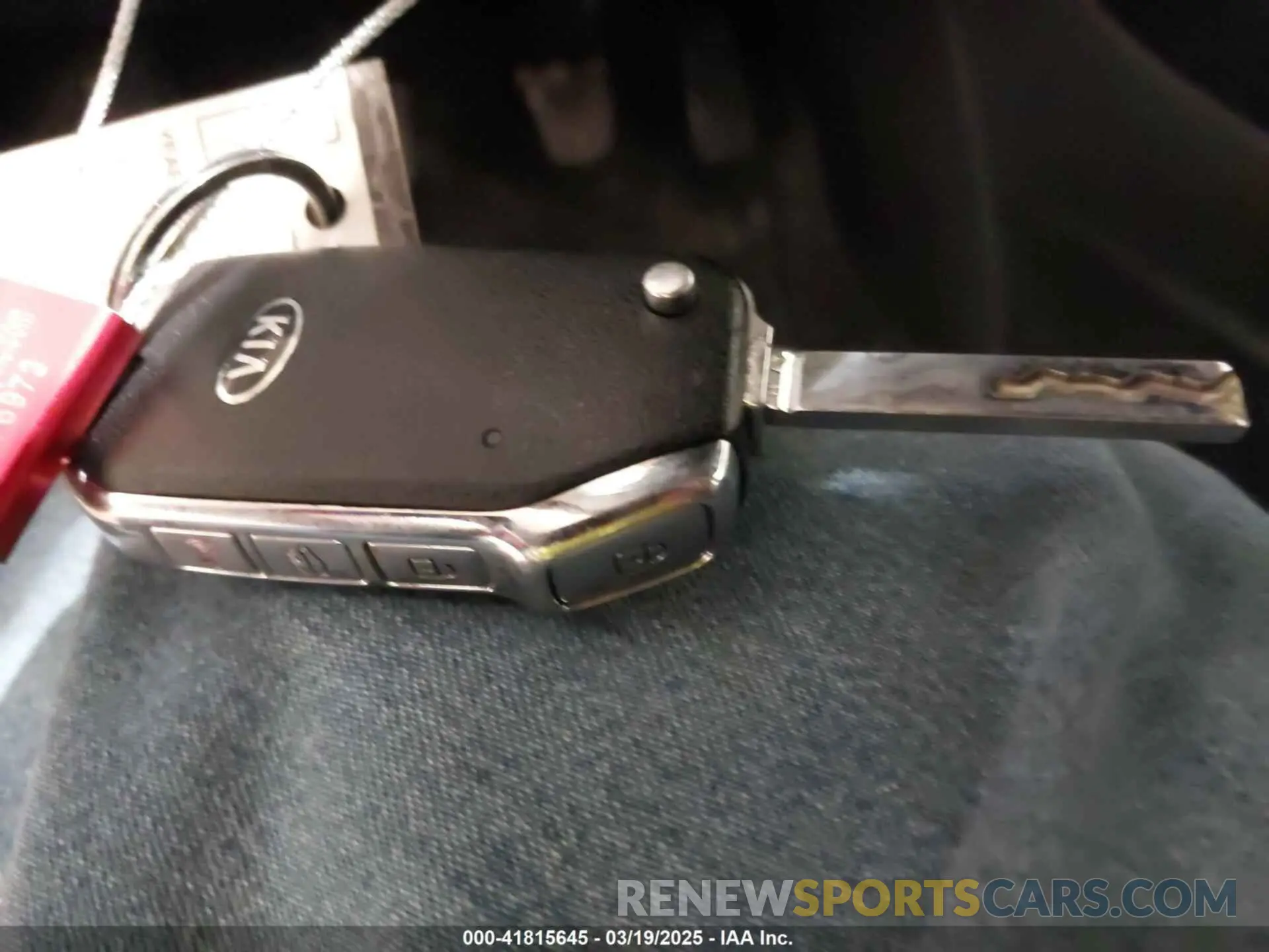 11 Photograph of a damaged car 3KPF24AD4KE009940 KIA FORTE 2019