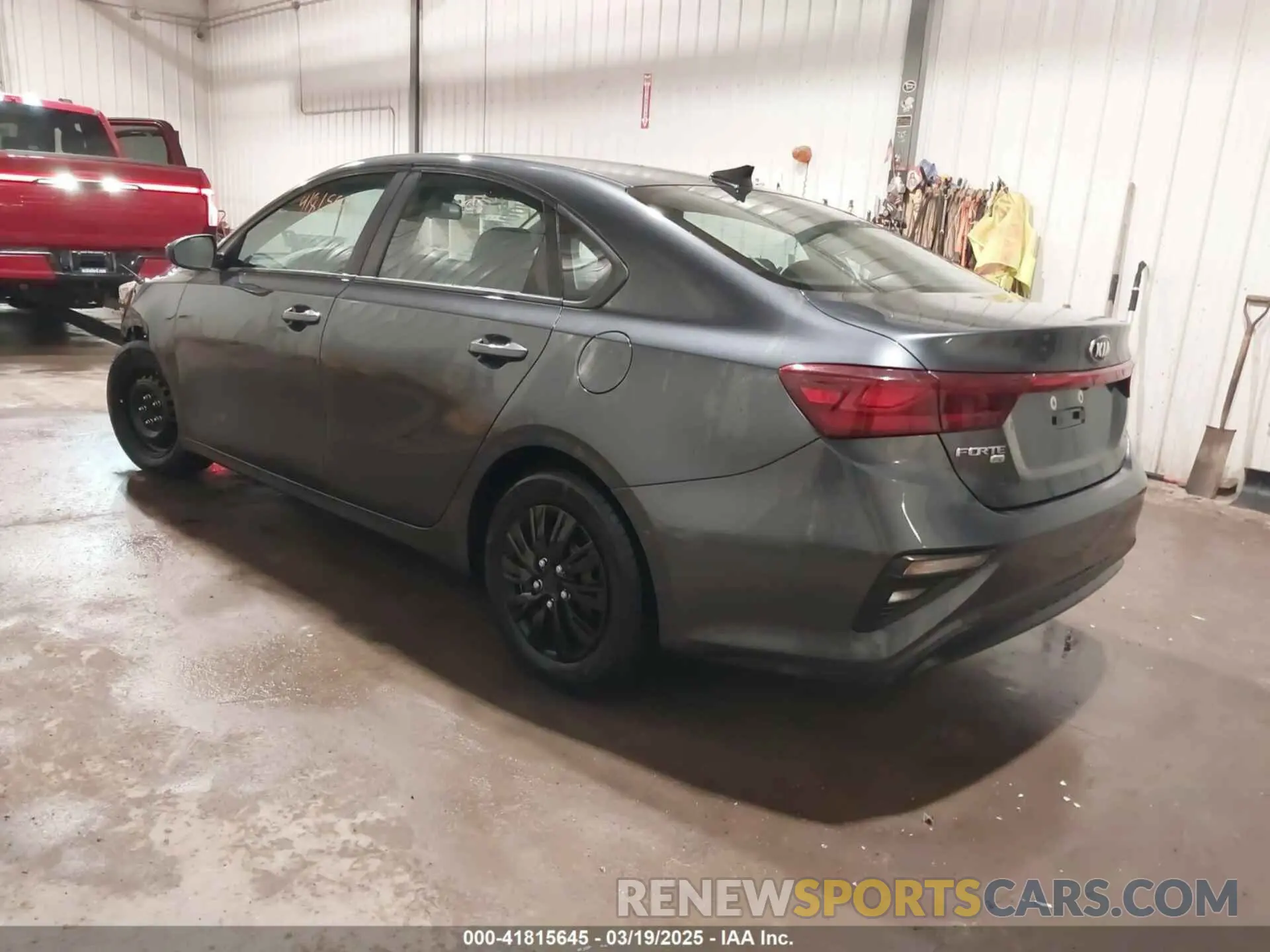 3 Photograph of a damaged car 3KPF24AD4KE009940 KIA FORTE 2019