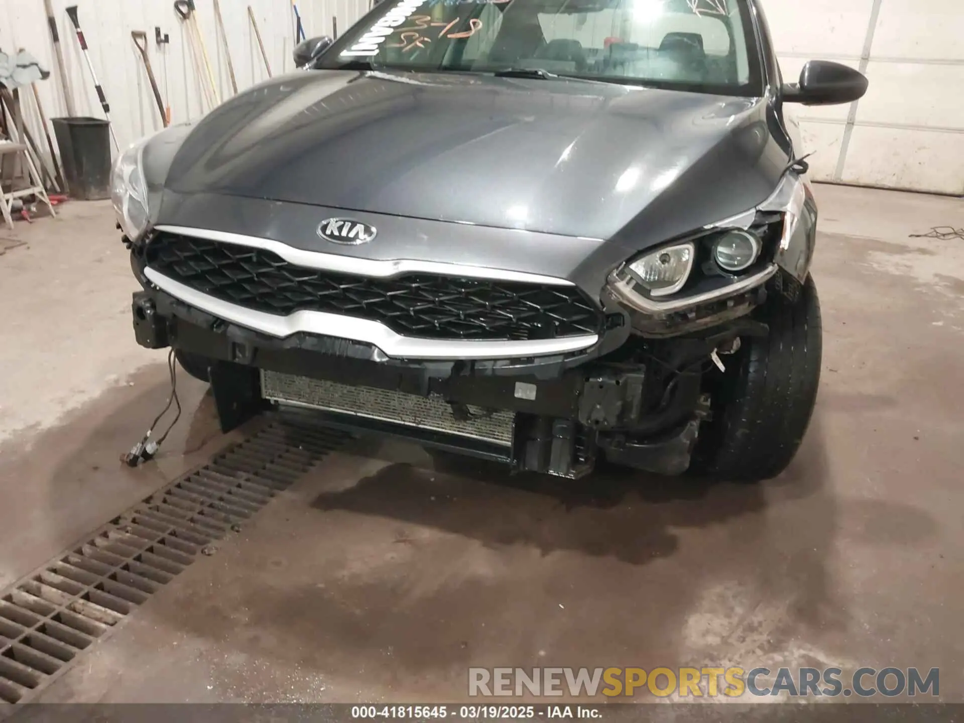 6 Photograph of a damaged car 3KPF24AD4KE009940 KIA FORTE 2019