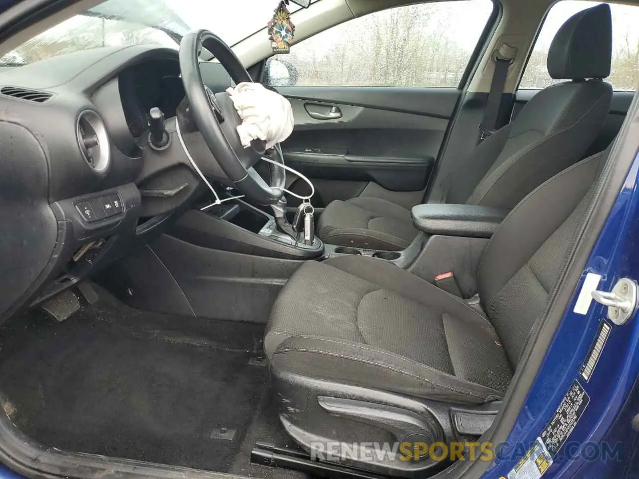 7 Photograph of a damaged car 3KPF24AD4KE028388 KIA FORTE 2019
