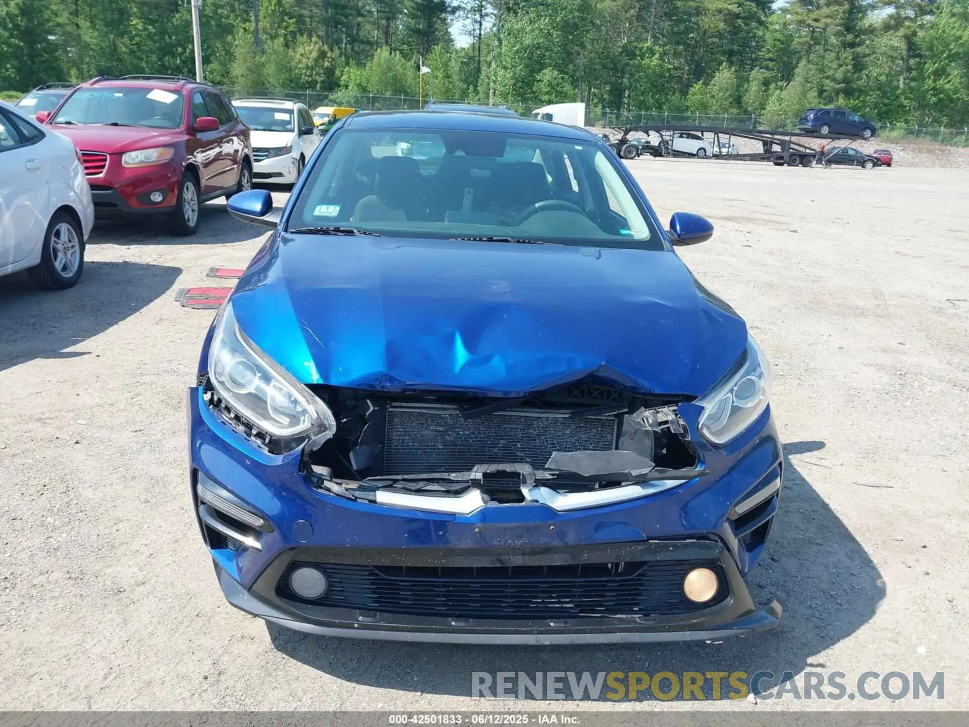 12 Photograph of a damaged car 3KPF24AD4KE033784 KIA FORTE 2019