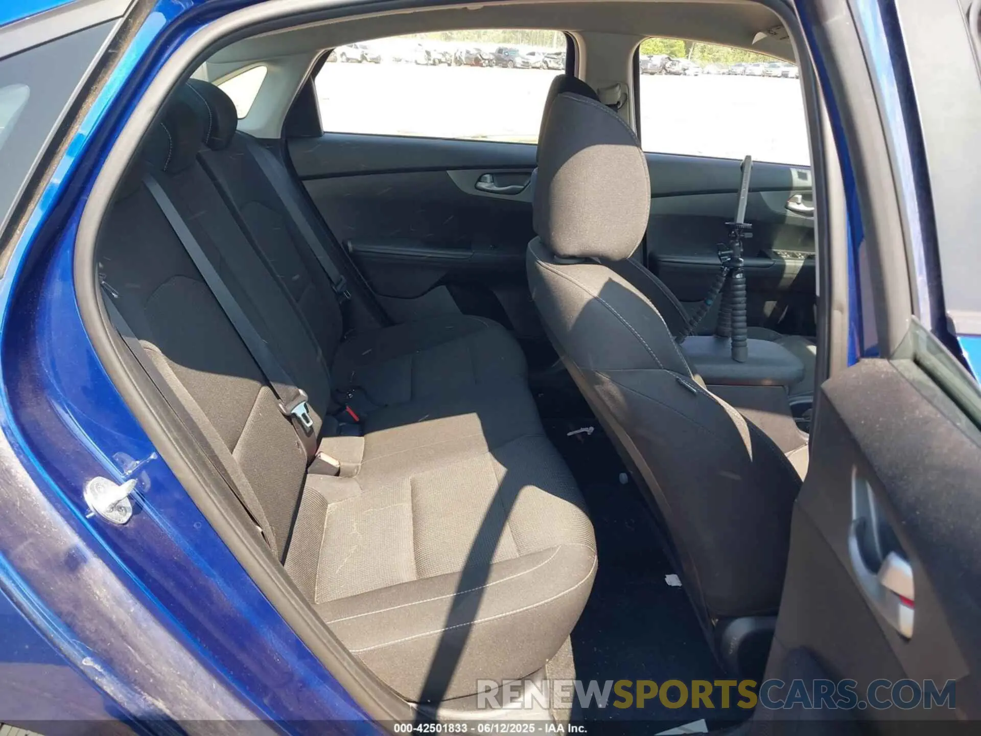 8 Photograph of a damaged car 3KPF24AD4KE033784 KIA FORTE 2019