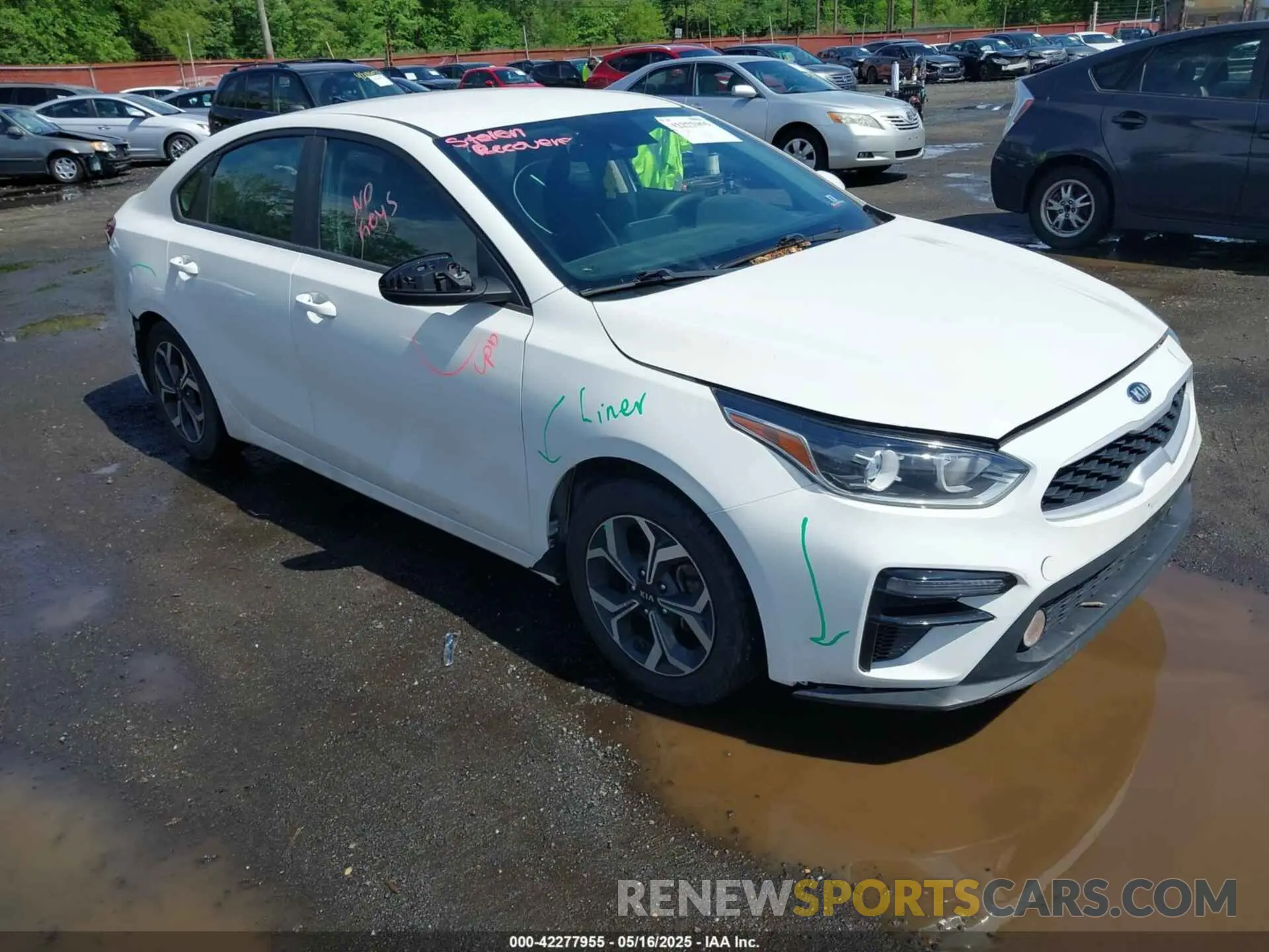 1 Photograph of a damaged car 3KPF24AD4KE040301 KIA FORTE 2019