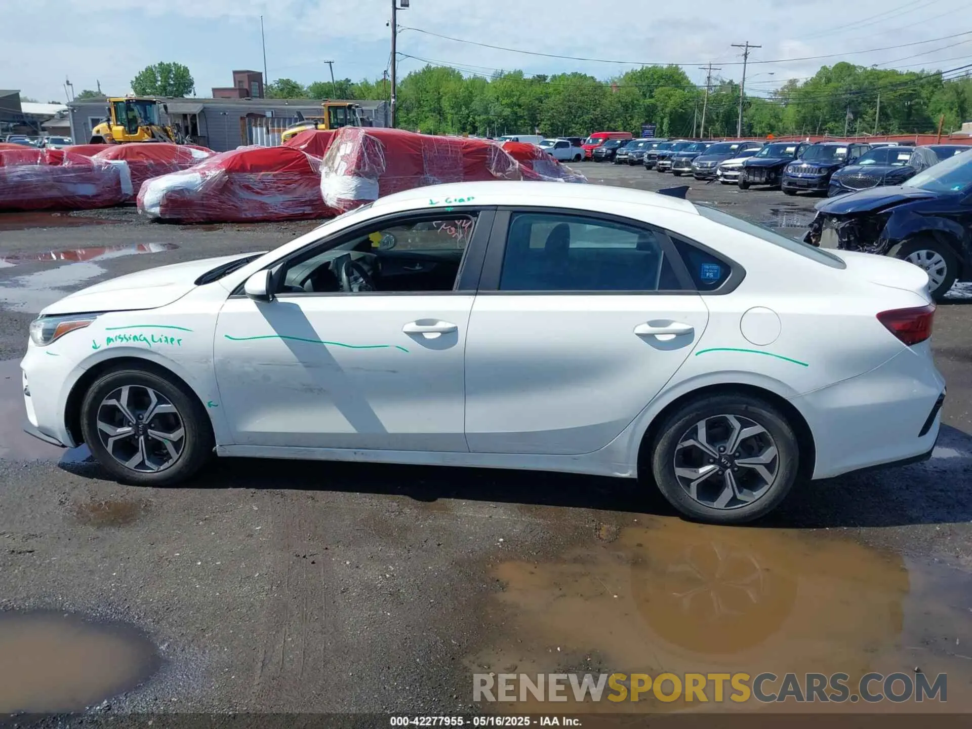 14 Photograph of a damaged car 3KPF24AD4KE040301 KIA FORTE 2019
