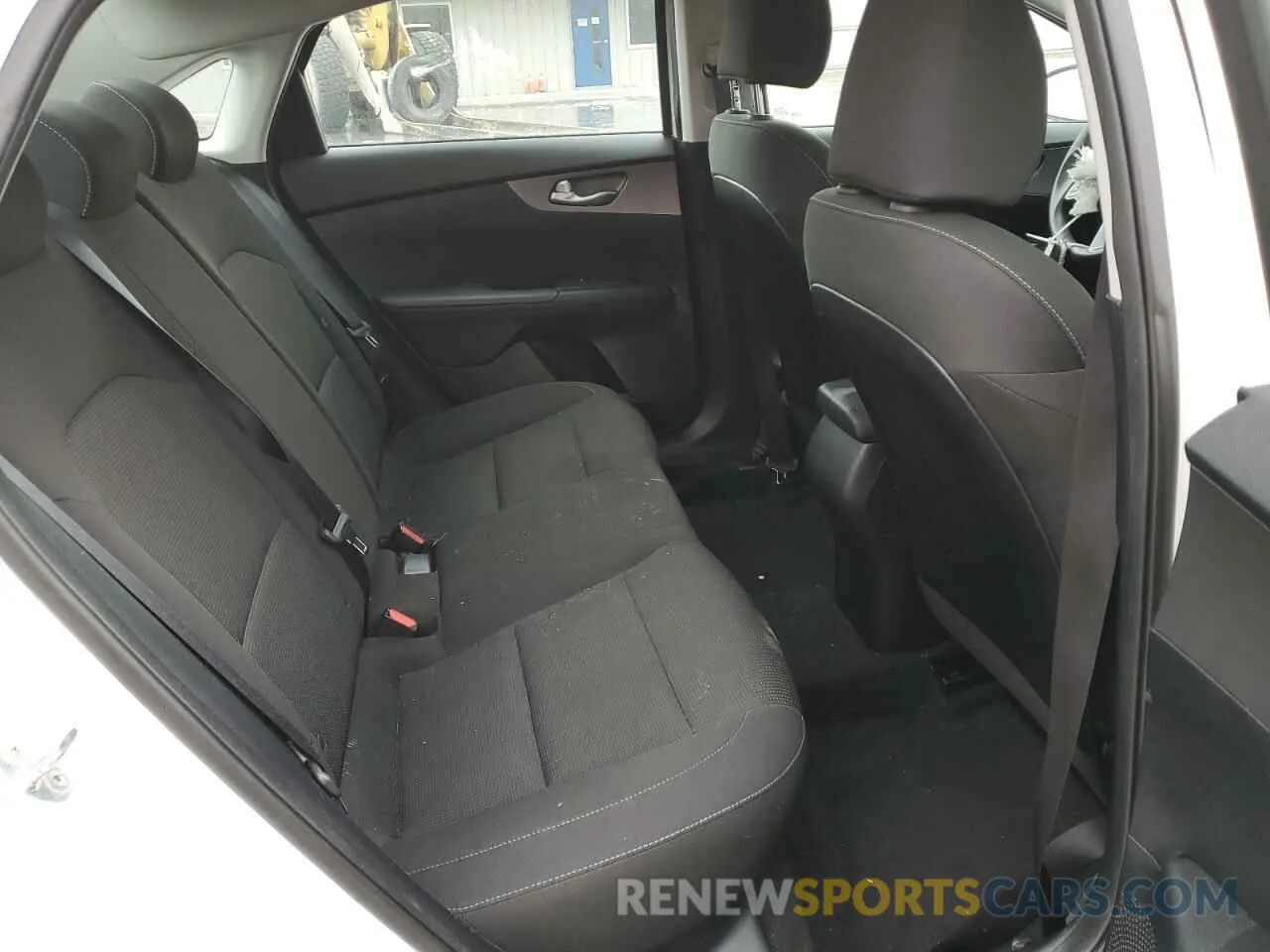 10 Photograph of a damaged car 3KPF24AD4KE044249 KIA FORTE 2019