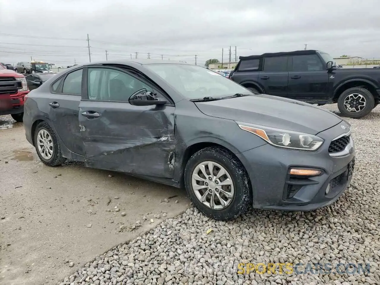 4 Photograph of a damaged car 3KPF24AD4KE049094 KIA FORTE 2019