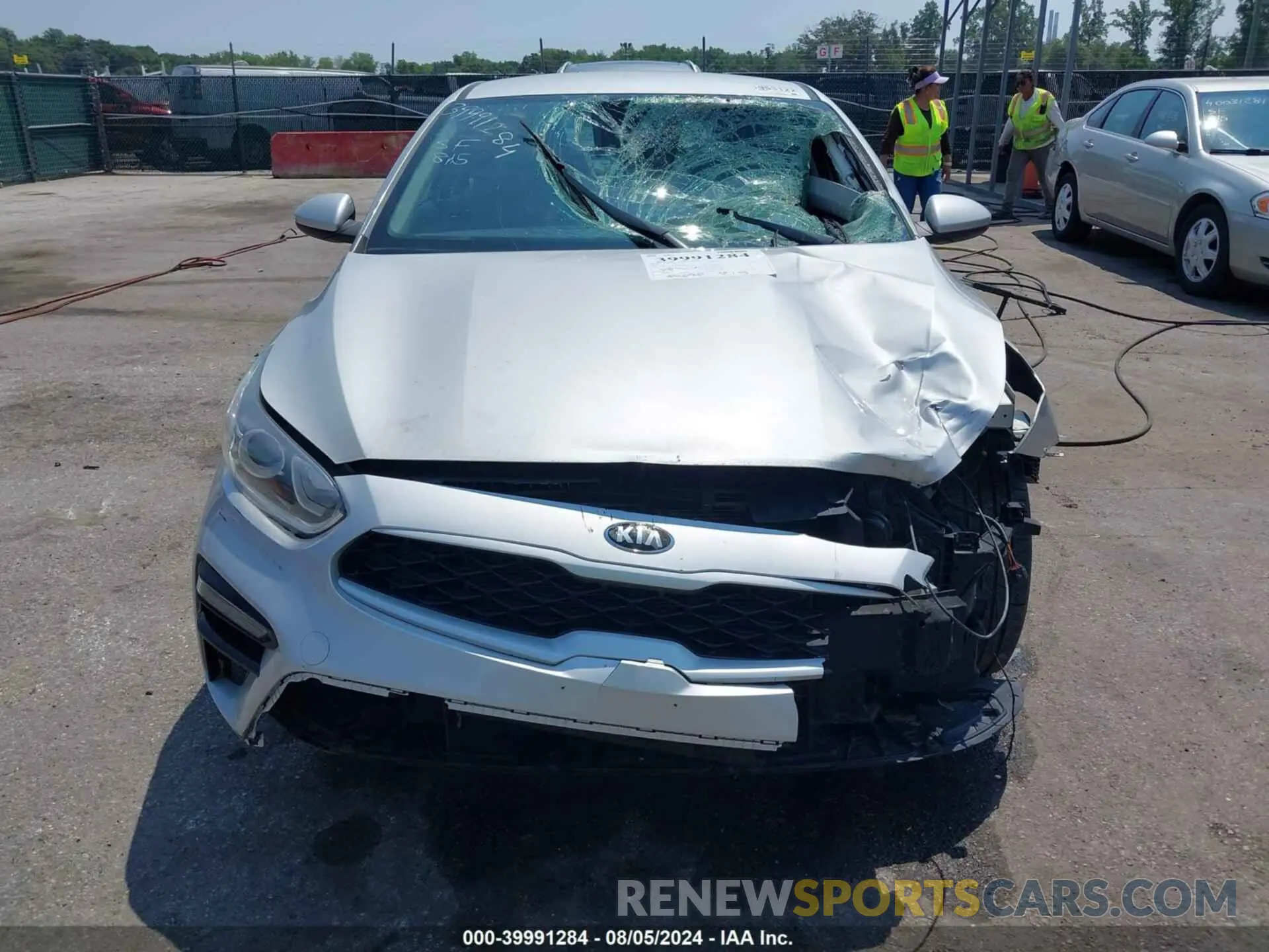 13 Photograph of a damaged car 3KPF24AD4KE058961 KIA FORTE 2019