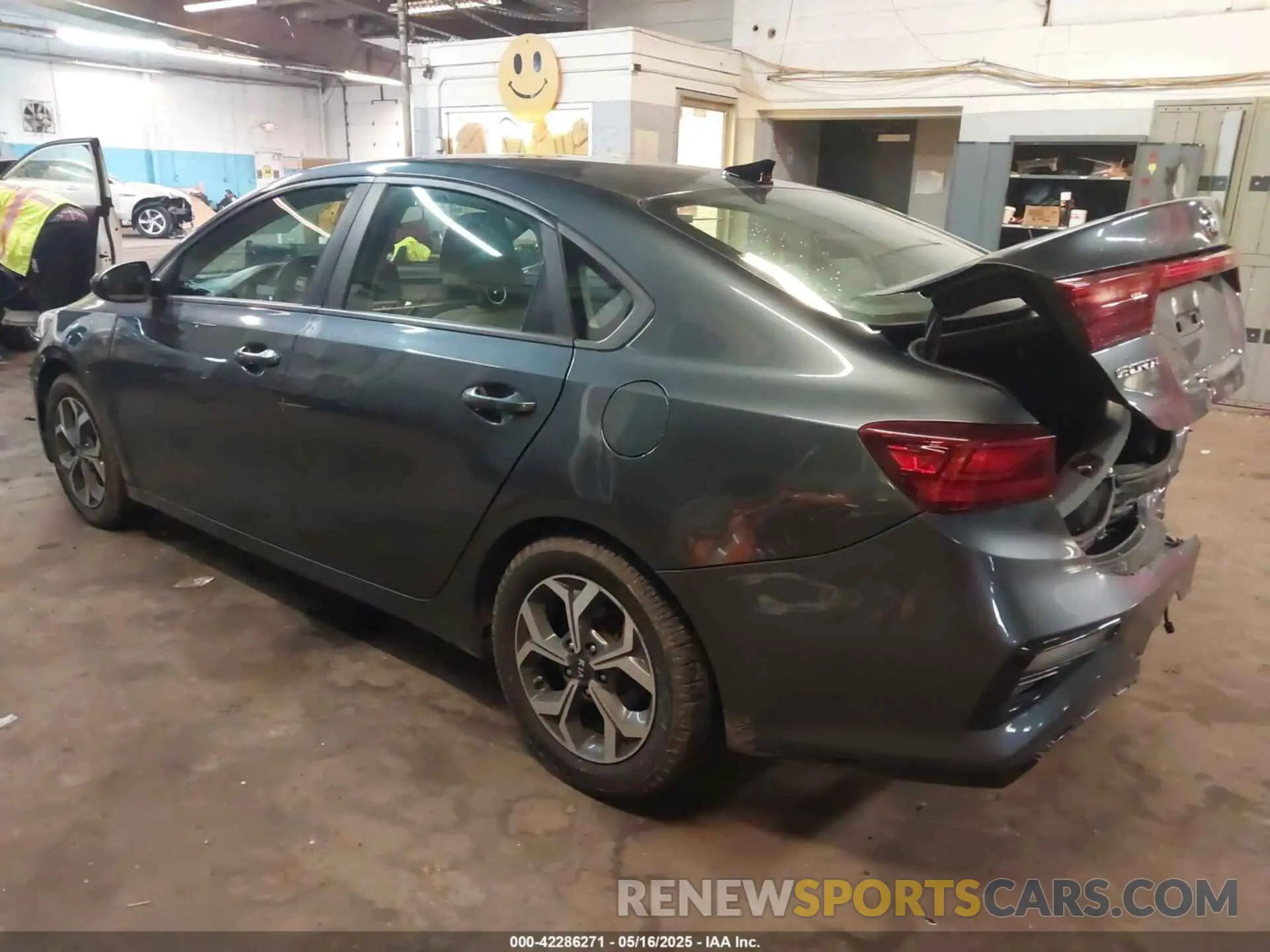 3 Photograph of a damaged car 3KPF24AD4KE061732 KIA FORTE 2019