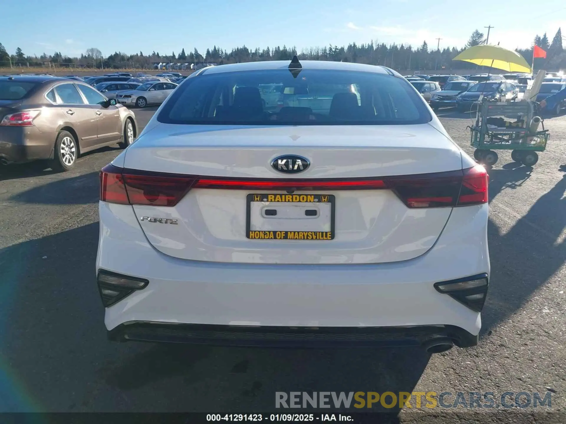 15 Photograph of a damaged car 3KPF24AD4KE077820 KIA FORTE 2019