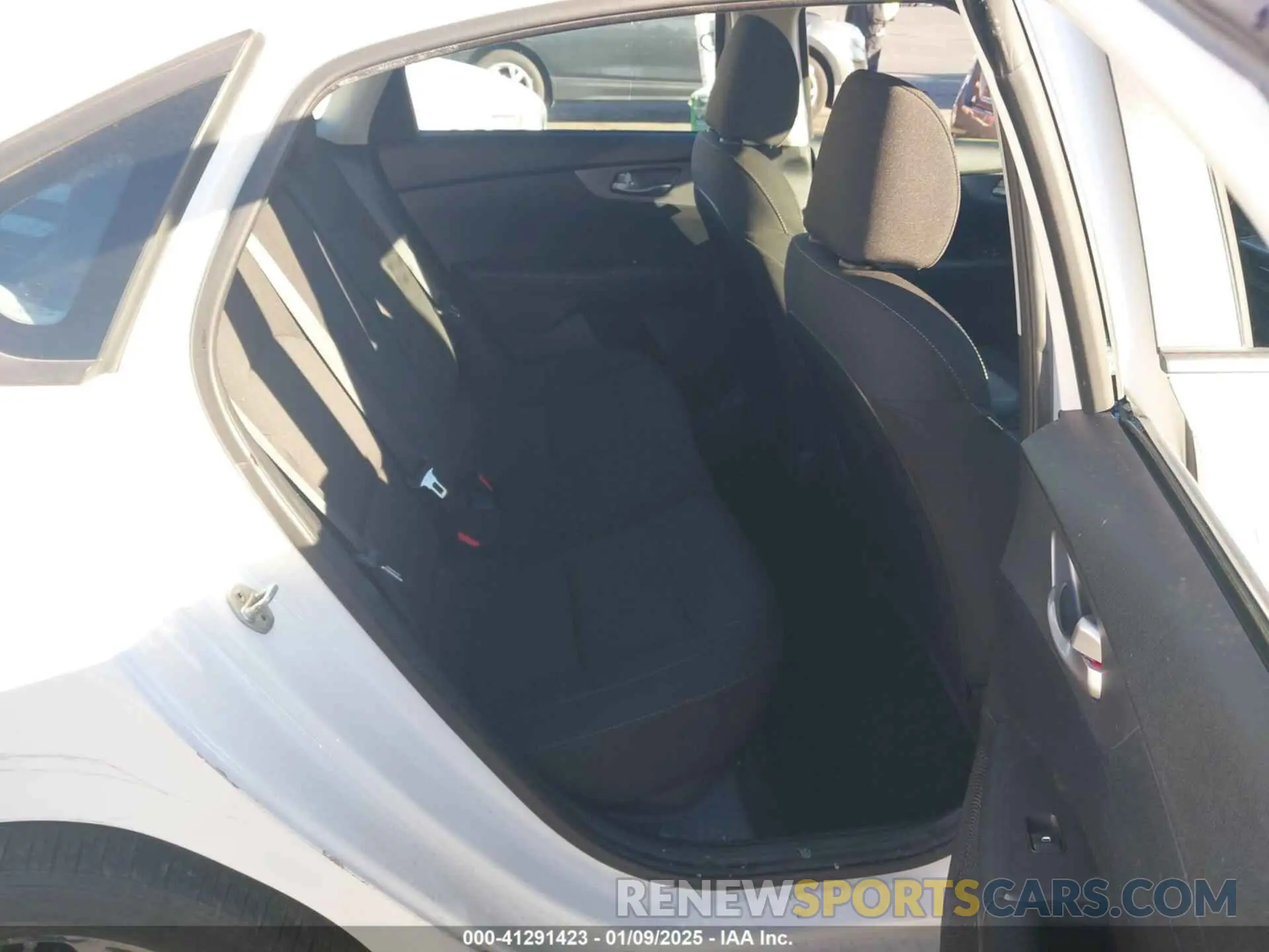 8 Photograph of a damaged car 3KPF24AD4KE077820 KIA FORTE 2019