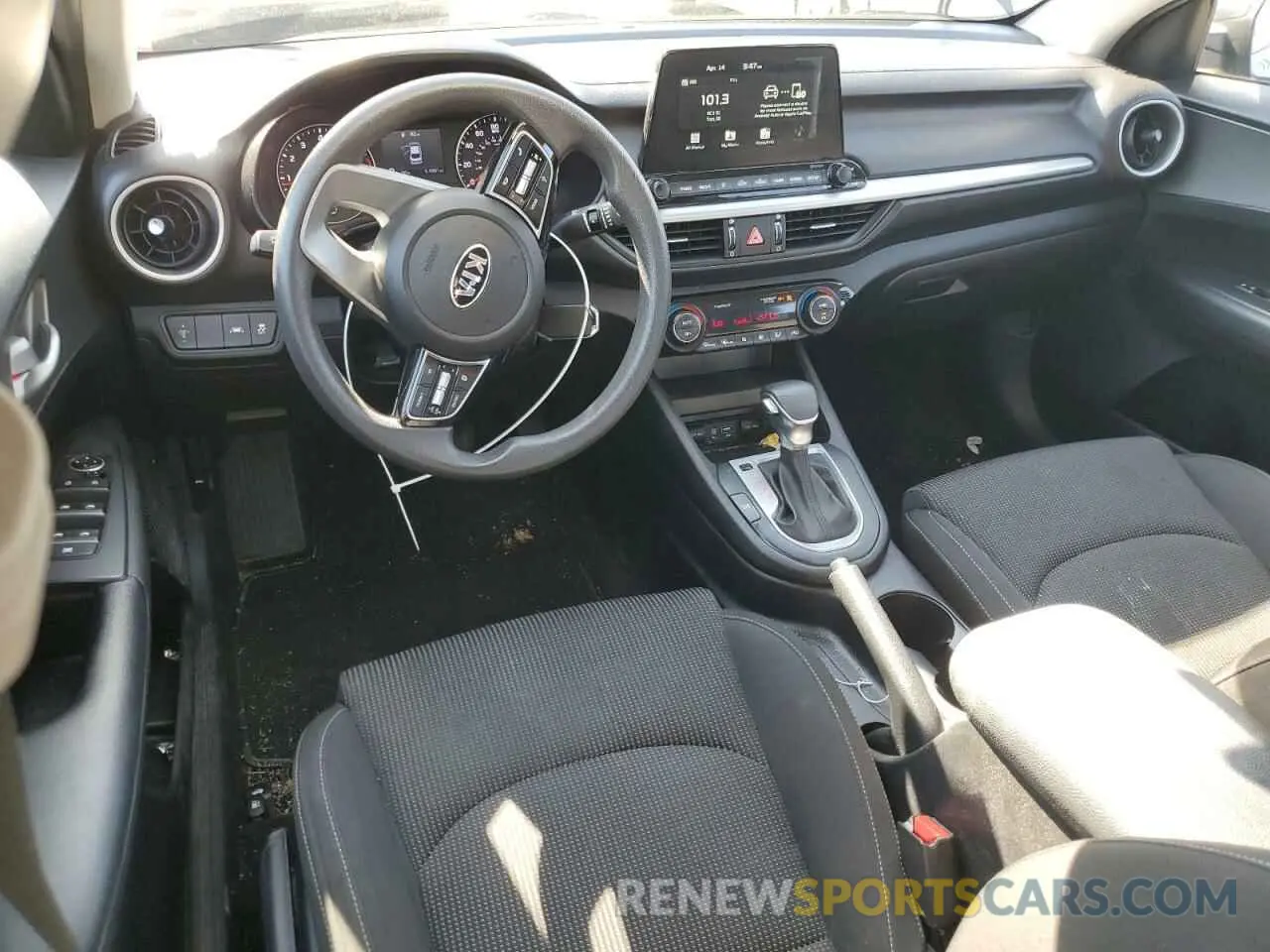8 Photograph of a damaged car 3KPF24AD4KE078076 KIA FORTE 2019