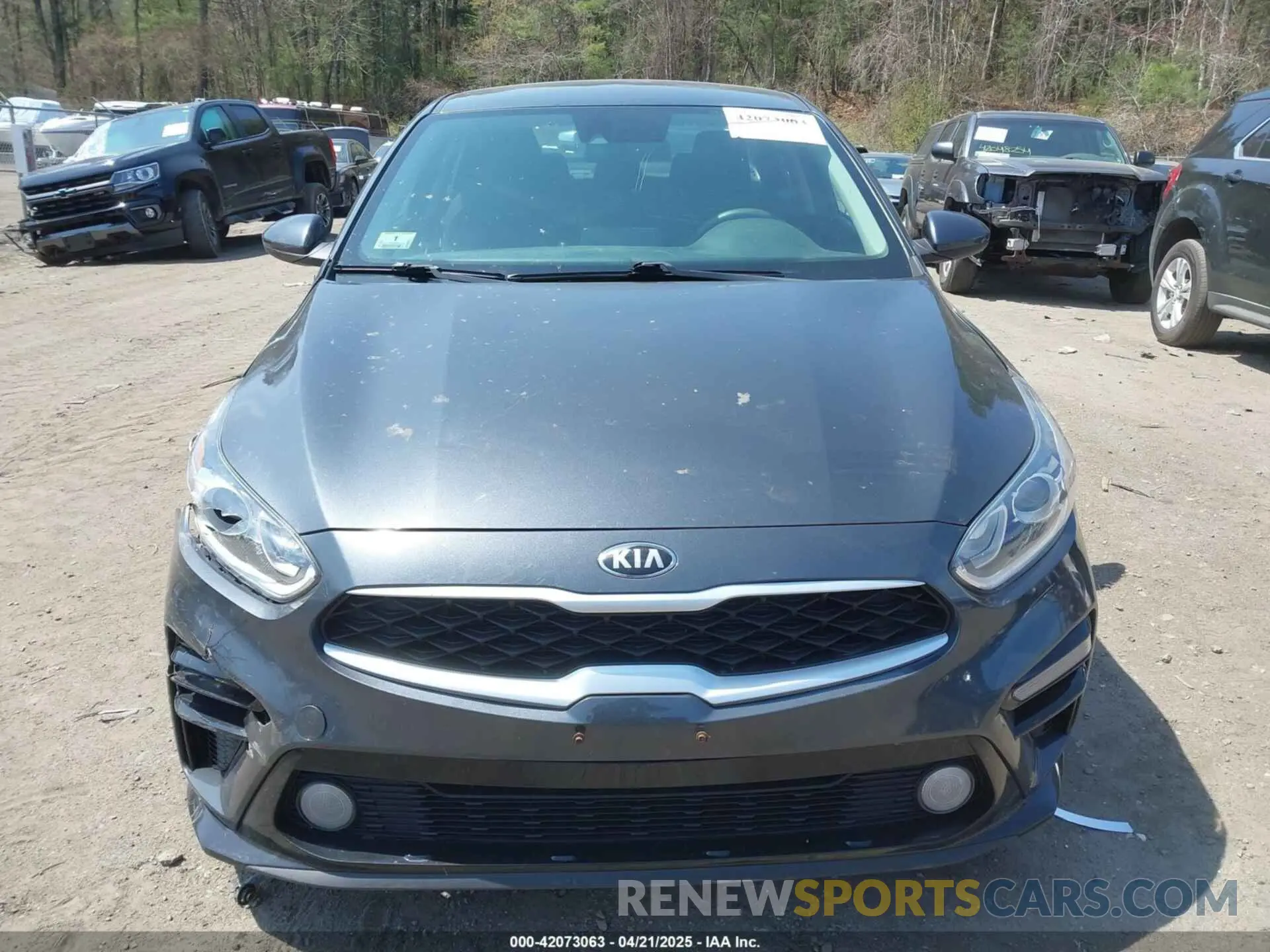 12 Photograph of a damaged car 3KPF24AD4KE081480 KIA FORTE 2019