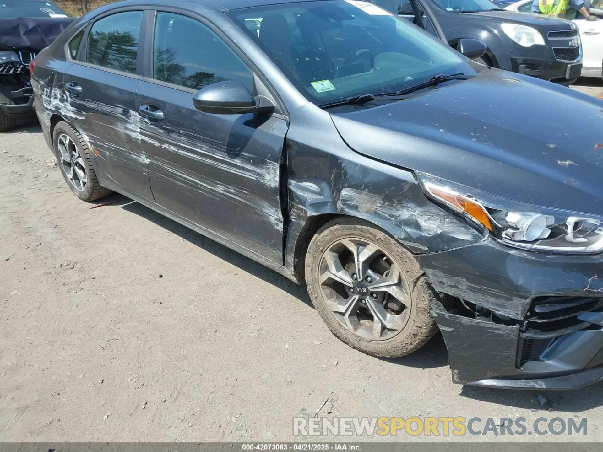 6 Photograph of a damaged car 3KPF24AD4KE081480 KIA FORTE 2019