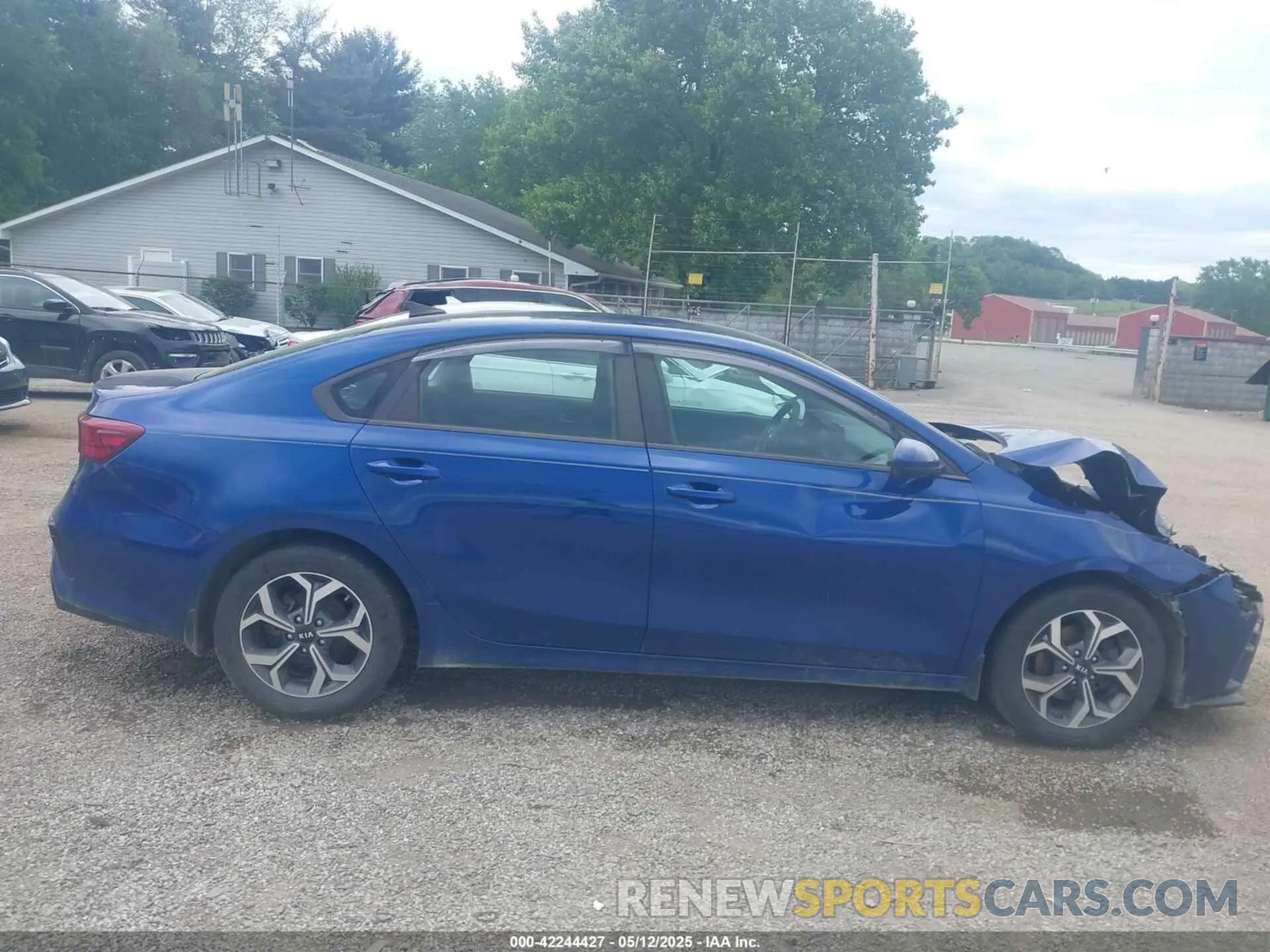 14 Photograph of a damaged car 3KPF24AD4KE085464 KIA FORTE 2019