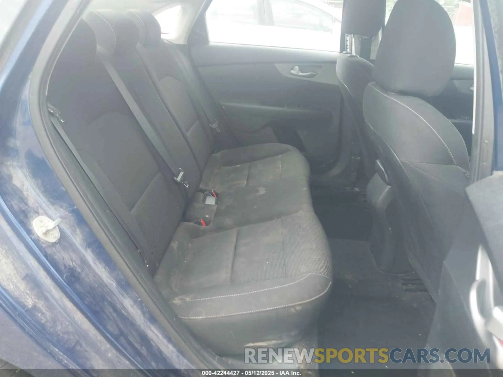 8 Photograph of a damaged car 3KPF24AD4KE085464 KIA FORTE 2019