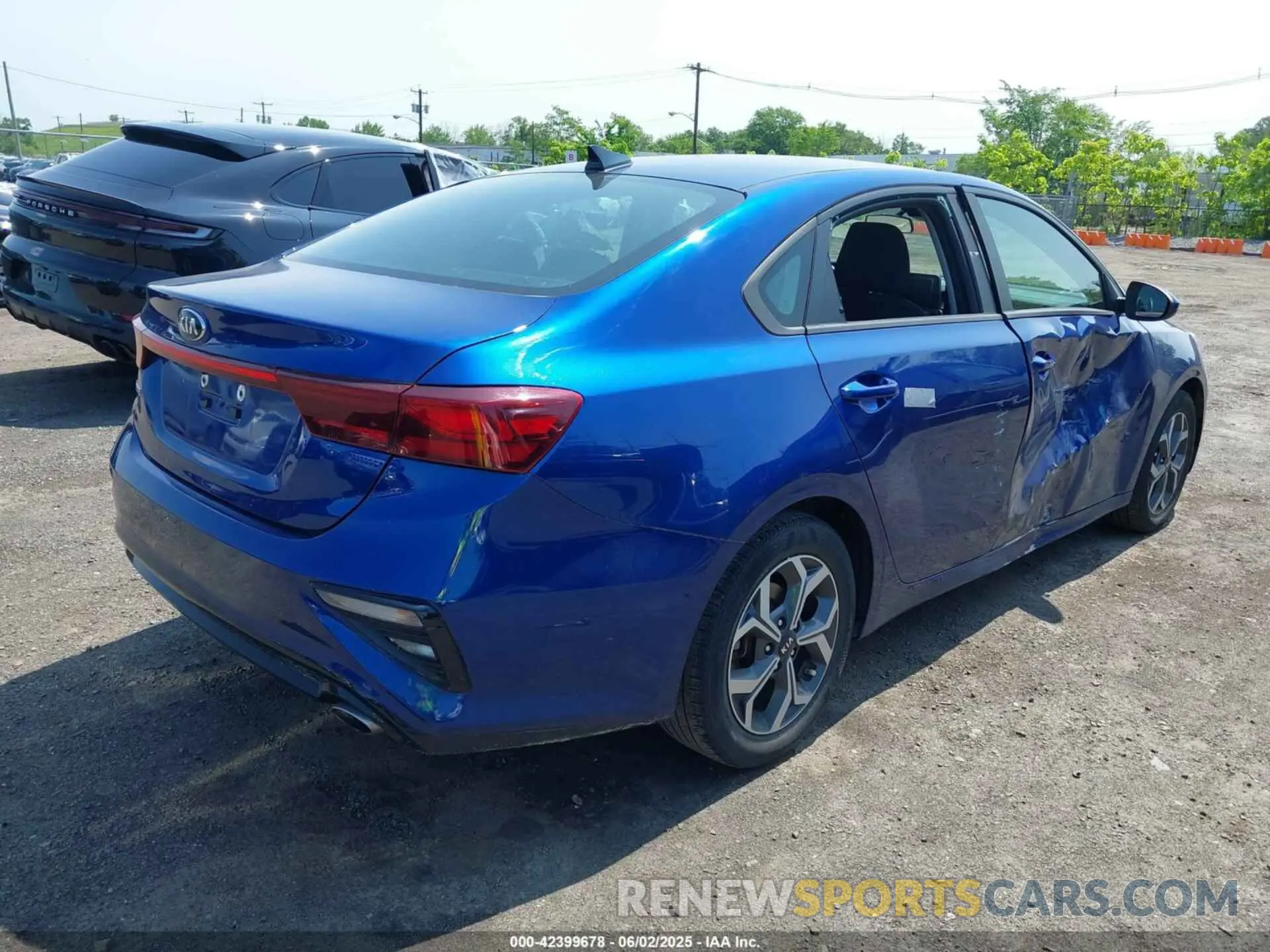 4 Photograph of a damaged car 3KPF24AD4KE087201 KIA FORTE 2019