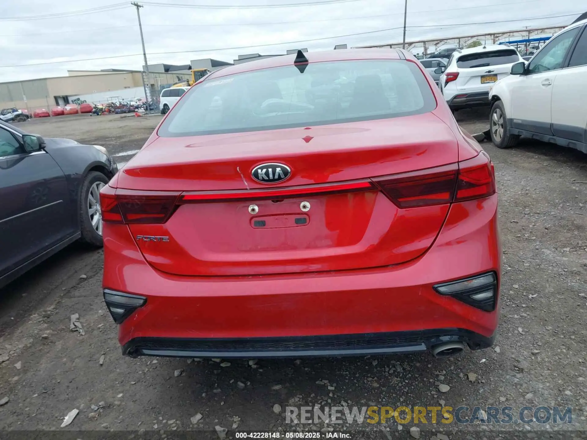 16 Photograph of a damaged car 3KPF24AD4KE098554 KIA FORTE 2019