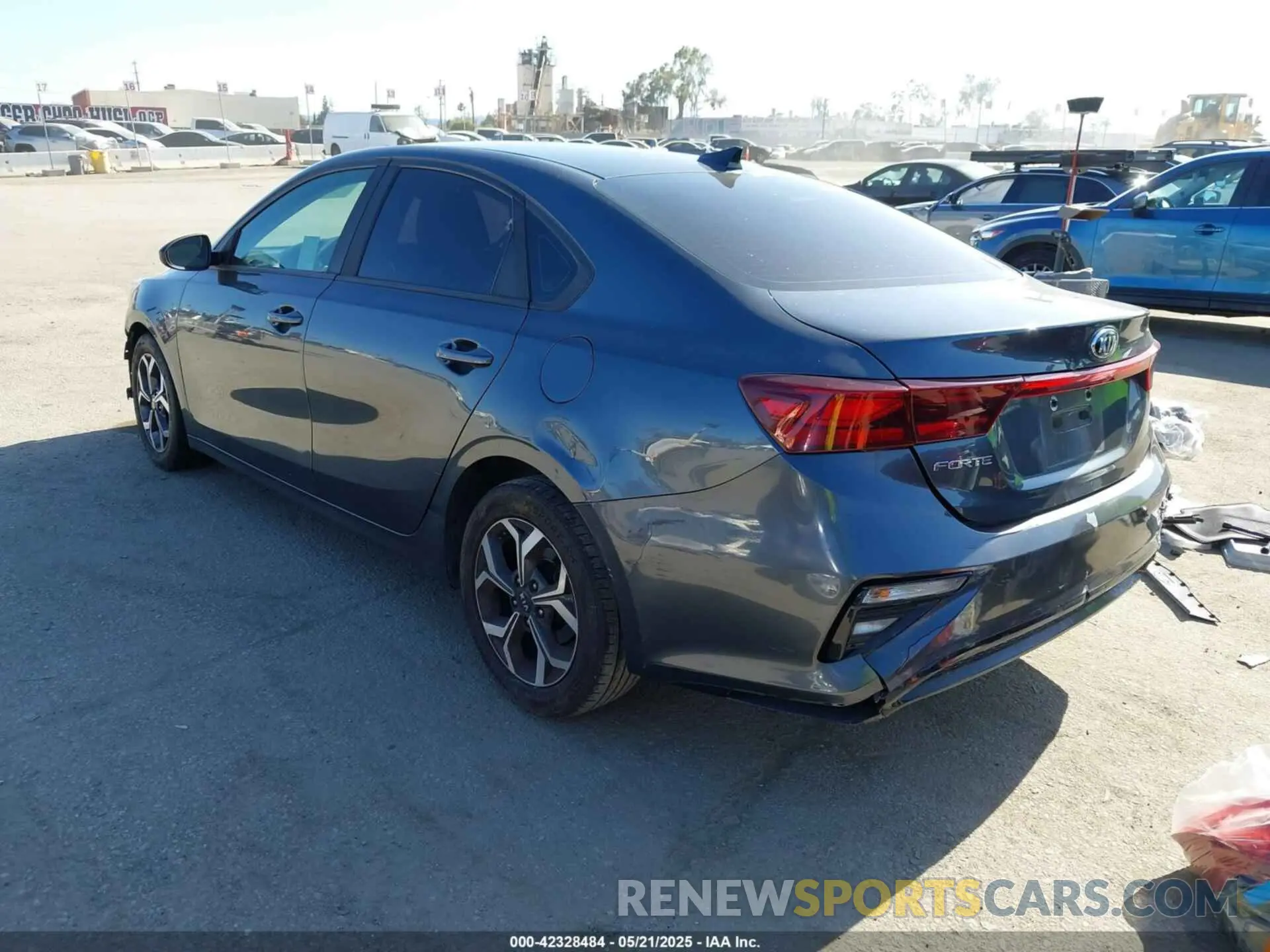 3 Photograph of a damaged car 3KPF24AD4KE108662 KIA FORTE 2019