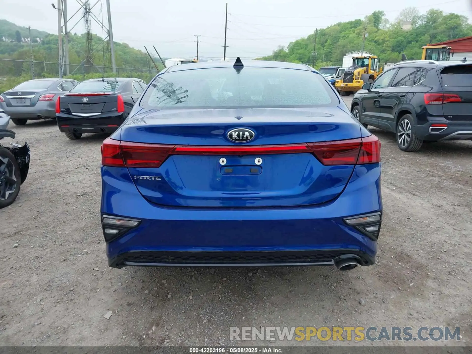 17 Photograph of a damaged car 3KPF24AD4KE124571 KIA FORTE 2019