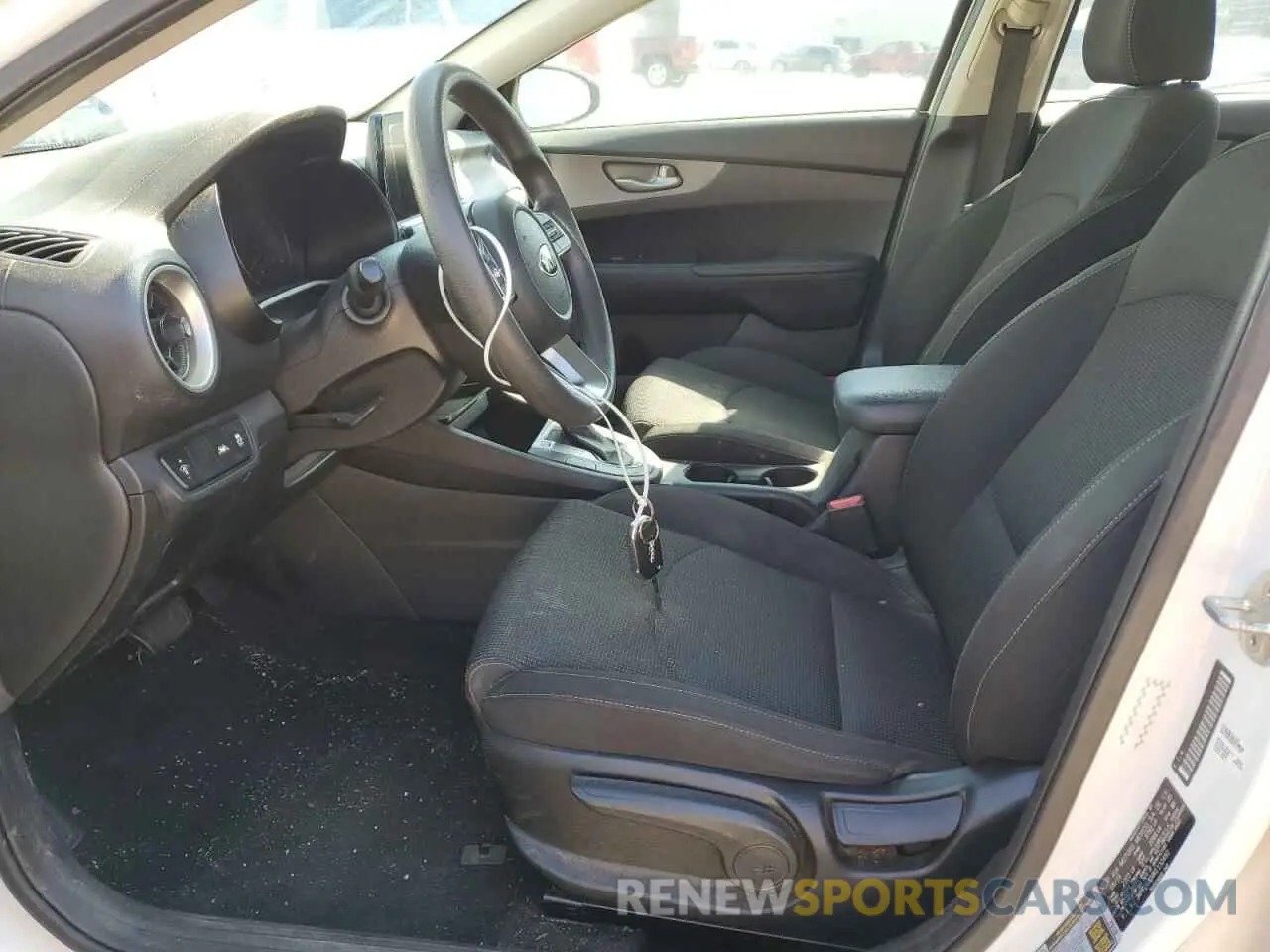 7 Photograph of a damaged car 3KPF24AD4KE132492 KIA FORTE 2019