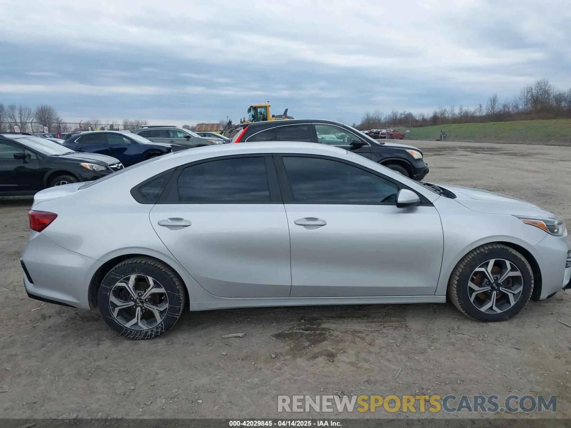 12 Photograph of a damaged car 3KPF24AD5KE012023 KIA FORTE 2019