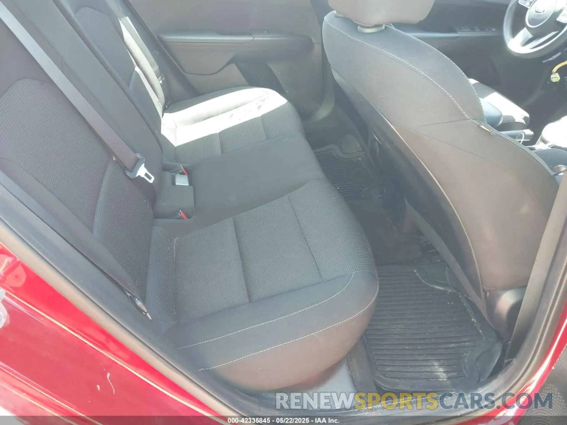 8 Photograph of a damaged car 3KPF24AD5KE031333 KIA FORTE 2019