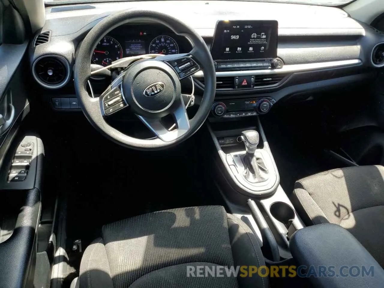 8 Photograph of a damaged car 3KPF24AD5KE045040 KIA FORTE 2019