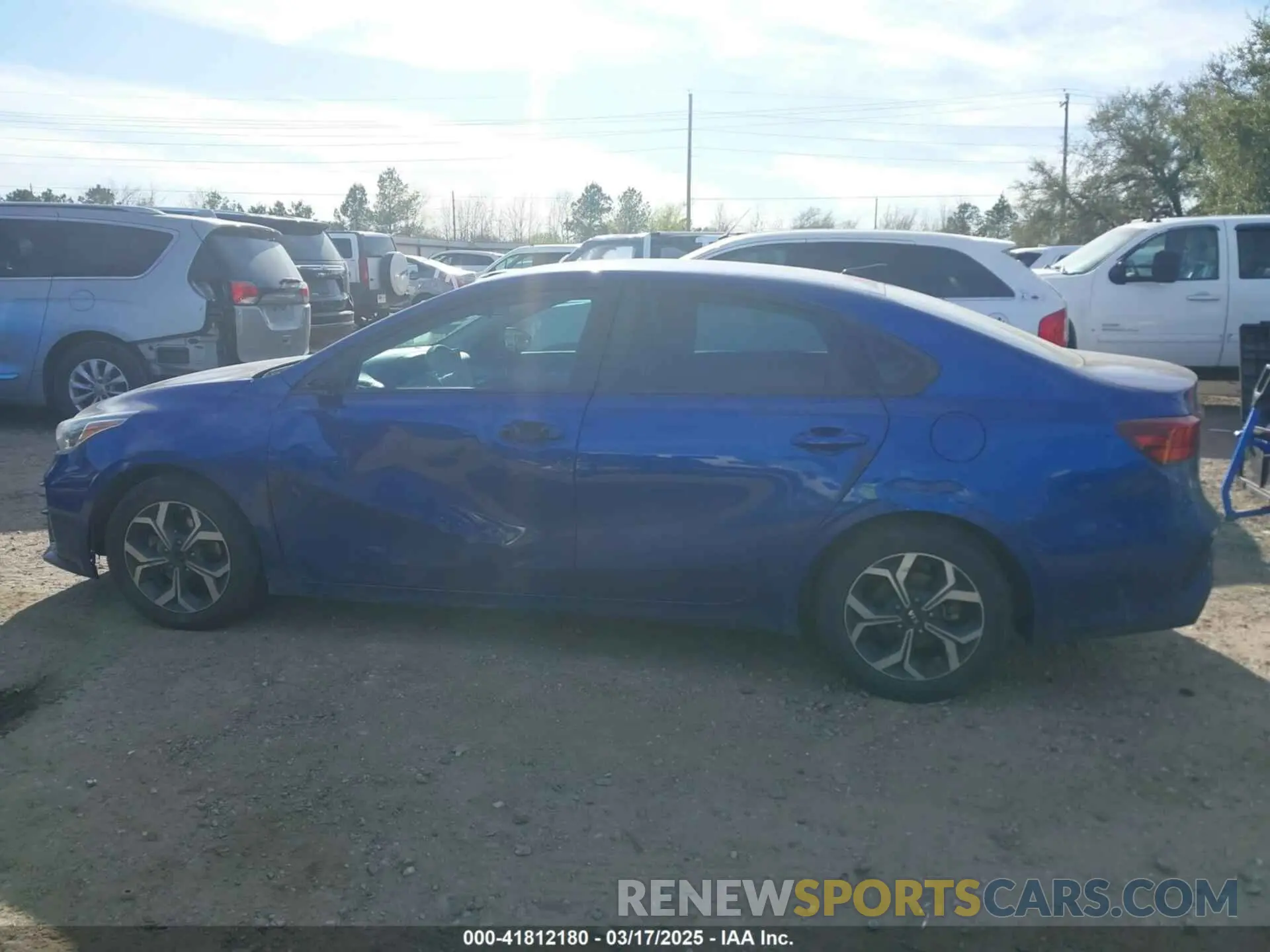 14 Photograph of a damaged car 3KPF24AD5KE072139 KIA FORTE 2019