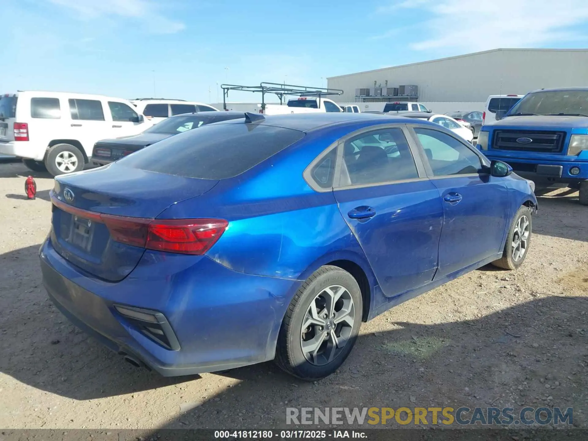 4 Photograph of a damaged car 3KPF24AD5KE072139 KIA FORTE 2019
