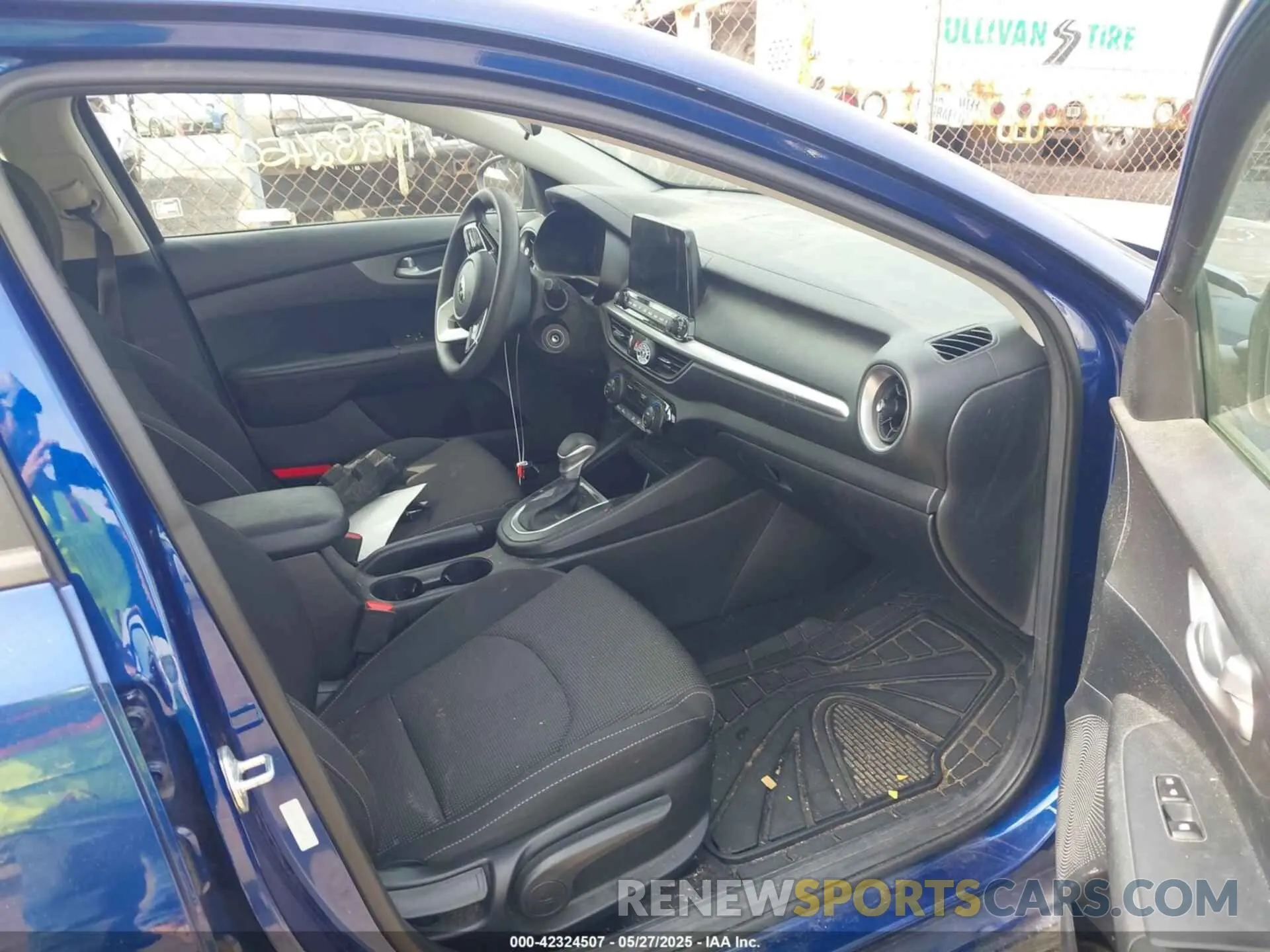 5 Photograph of a damaged car 3KPF24AD5KE075414 KIA FORTE 2019