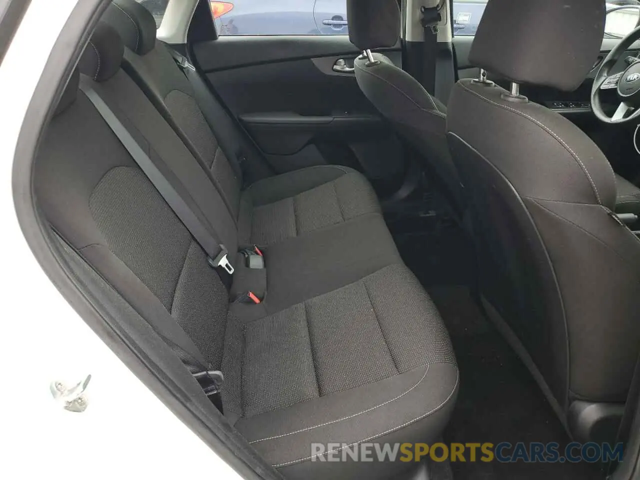 10 Photograph of a damaged car 3KPF24AD5KE092228 KIA FORTE 2019