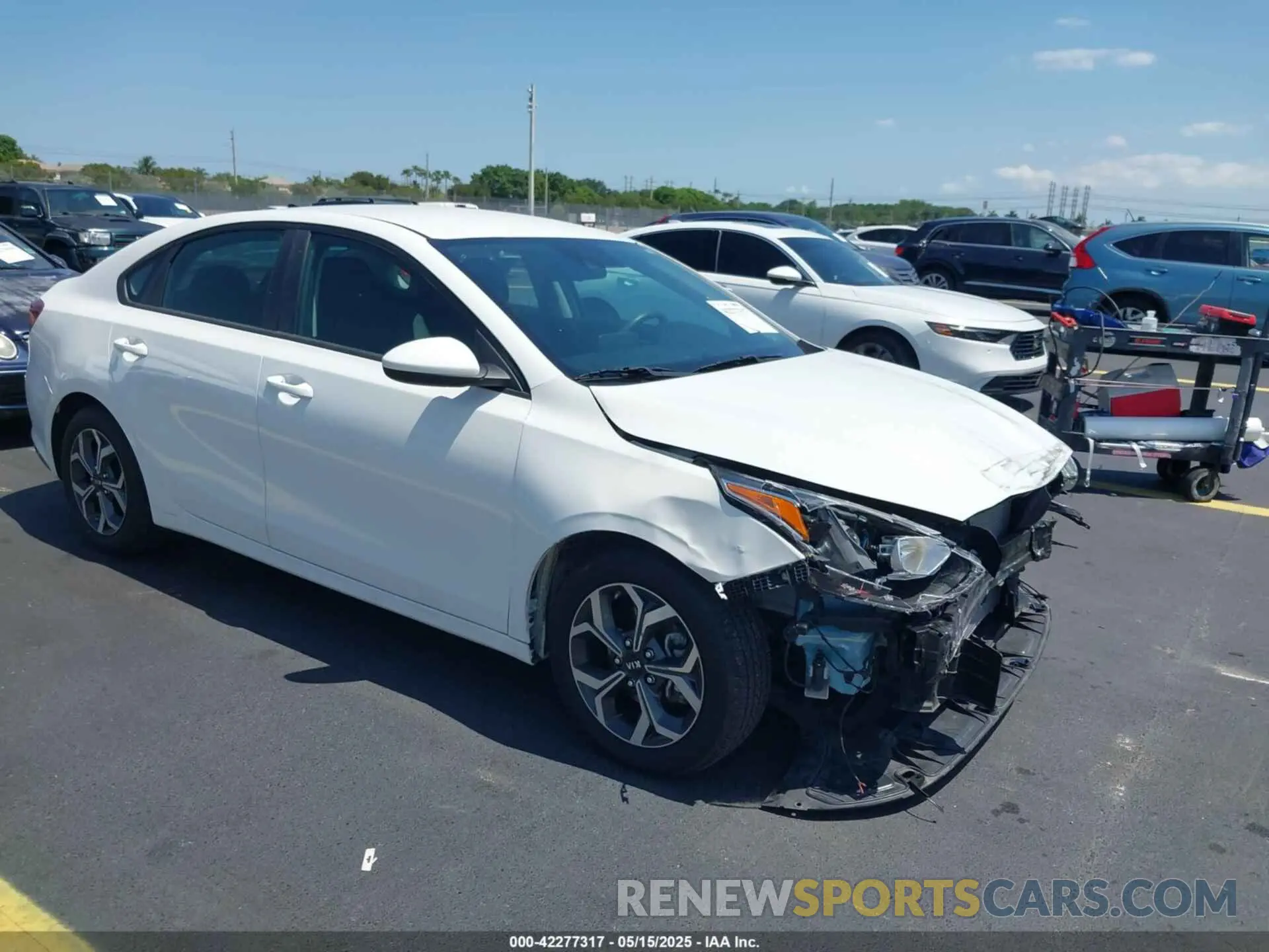 1 Photograph of a damaged car 3KPF24AD5KE107312 KIA FORTE 2019