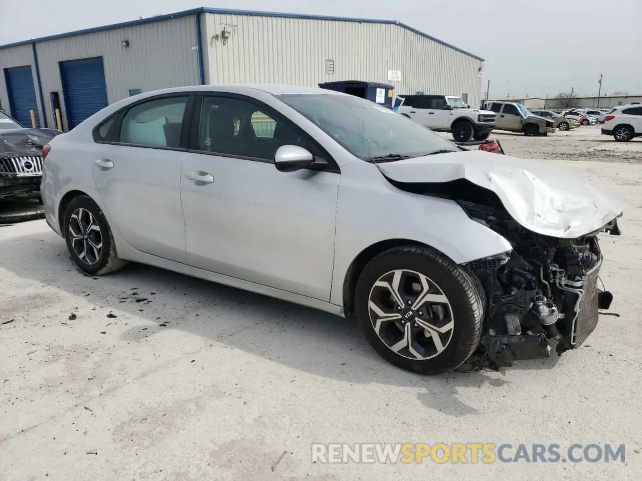 4 Photograph of a damaged car 3KPF24AD5KE109738 KIA FORTE 2019