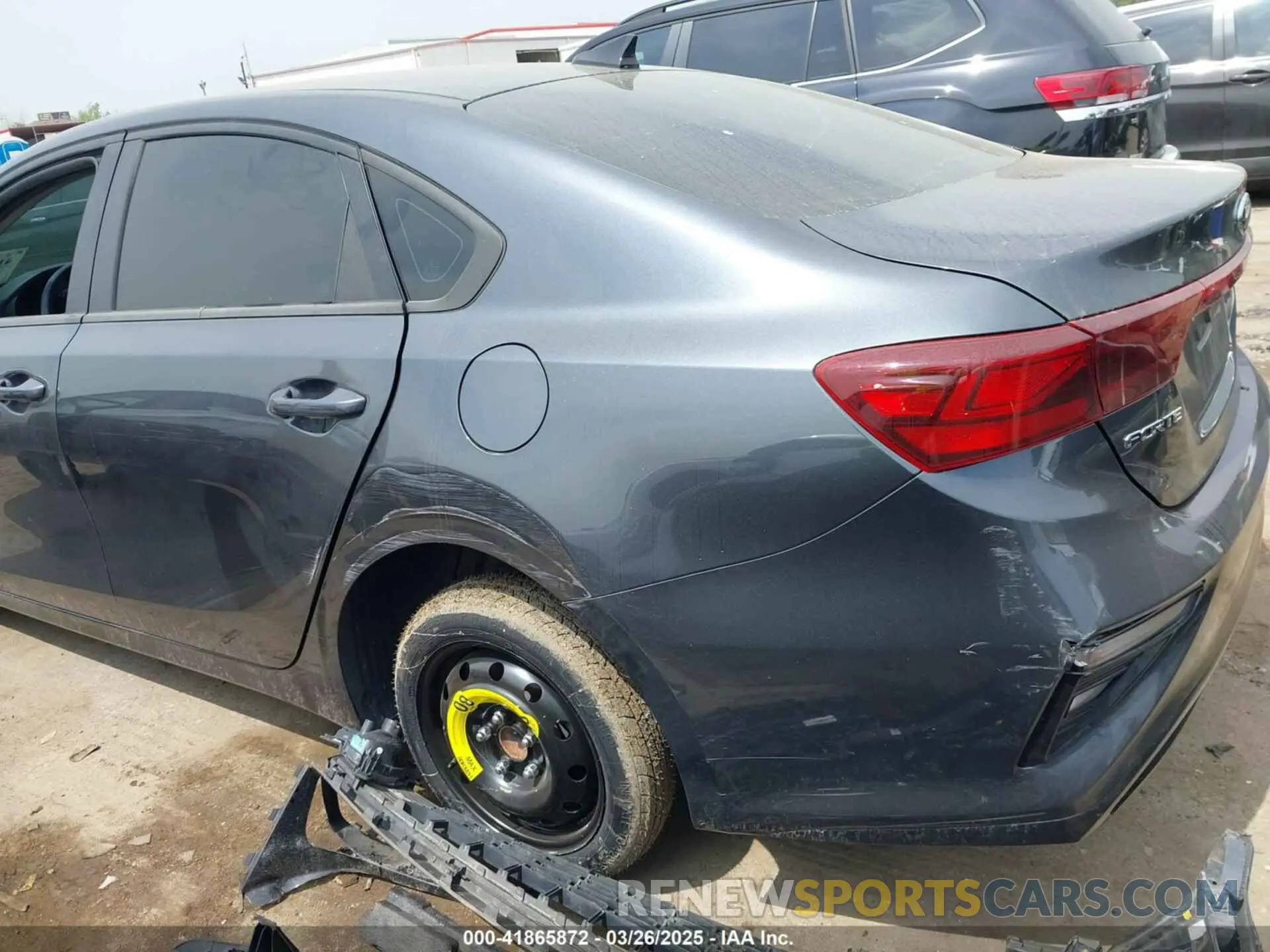 3 Photograph of a damaged car 3KPF24AD5KE136406 KIA FORTE 2019