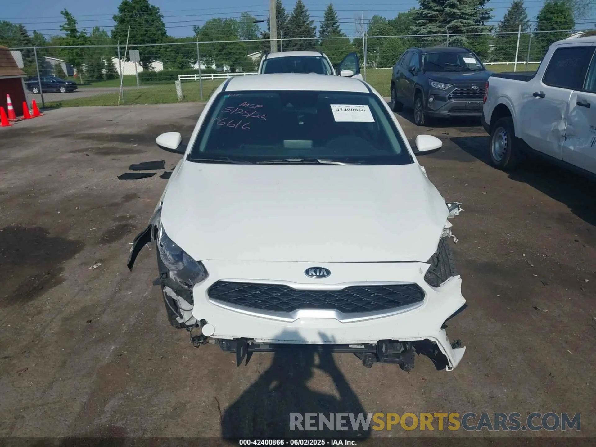 13 Photograph of a damaged car 3KPF24AD5KE136616 KIA FORTE 2019