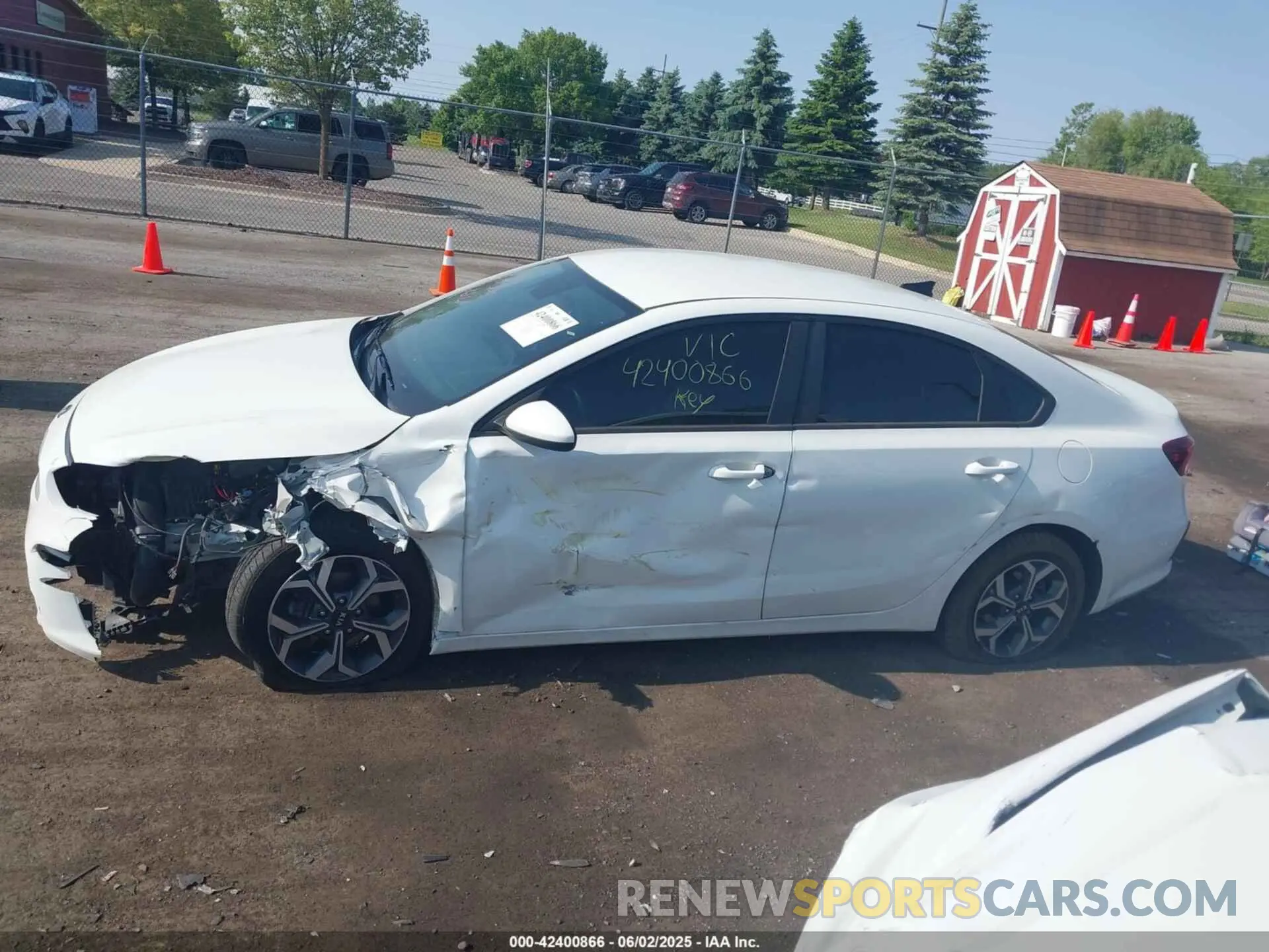 15 Photograph of a damaged car 3KPF24AD5KE136616 KIA FORTE 2019