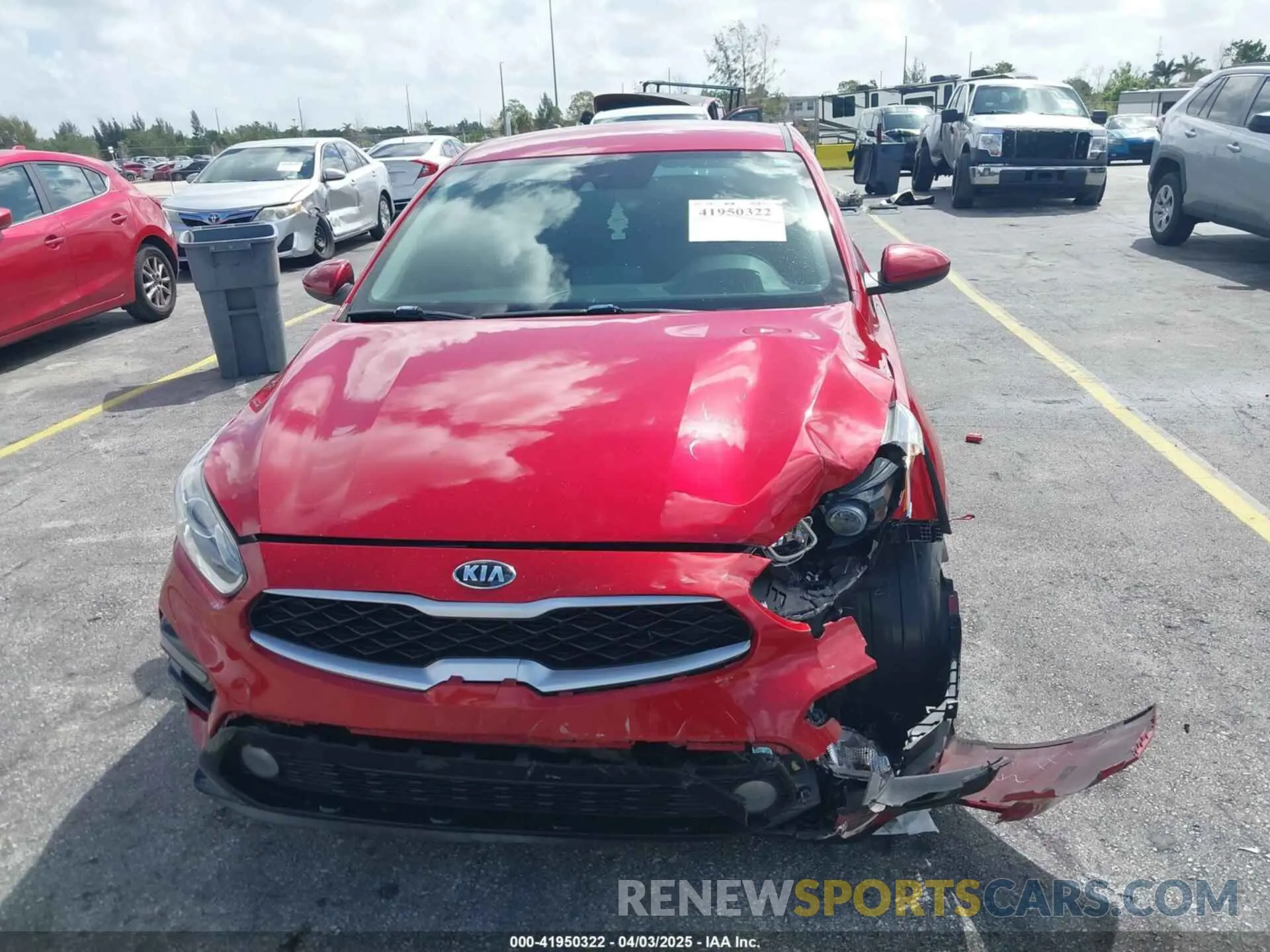 12 Photograph of a damaged car 3KPF24AD6KE030868 KIA FORTE 2019
