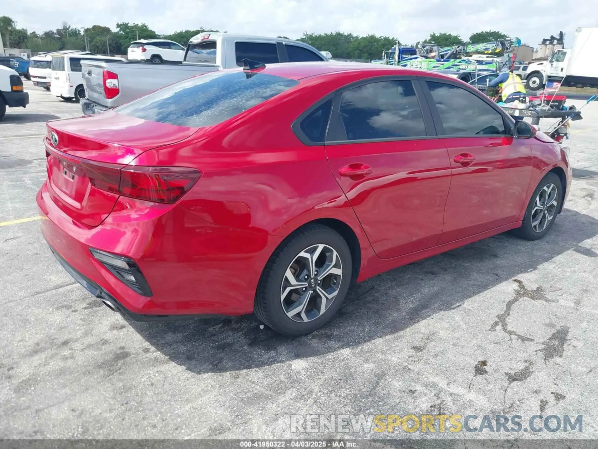 4 Photograph of a damaged car 3KPF24AD6KE030868 KIA FORTE 2019