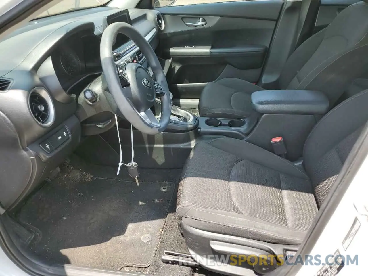 7 Photograph of a damaged car 3KPF24AD6KE045600 KIA FORTE 2019
